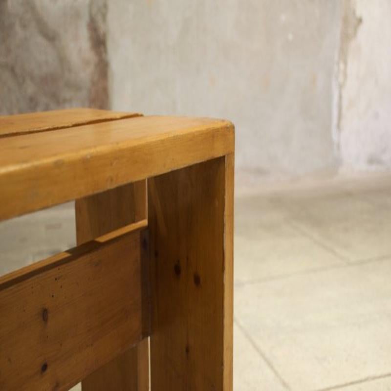 Ensemble de 12 tabourets par Charlotte Perriand pour Les Arcs, années 1600 en vente 7
