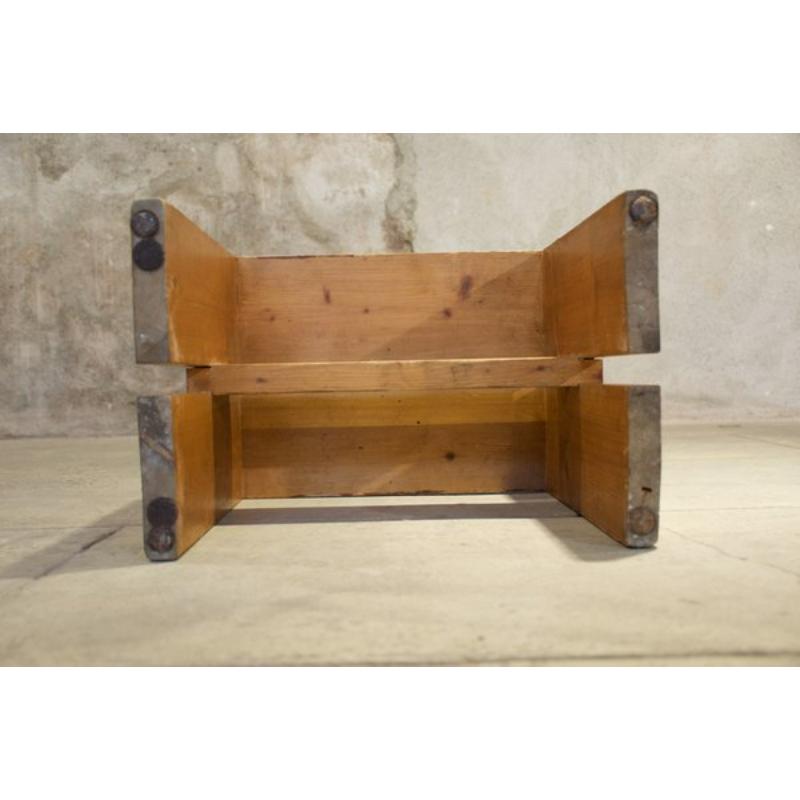 Ensemble de 12 tabourets par Charlotte Perriand pour Les Arcs, années 1600

Vintage Design
Tabouret d'intérieur de la designer Charlotte Perriand.

Informations complémentaires :
Matériau : Bois
Couleur : marron
Période de conception : 1950 à