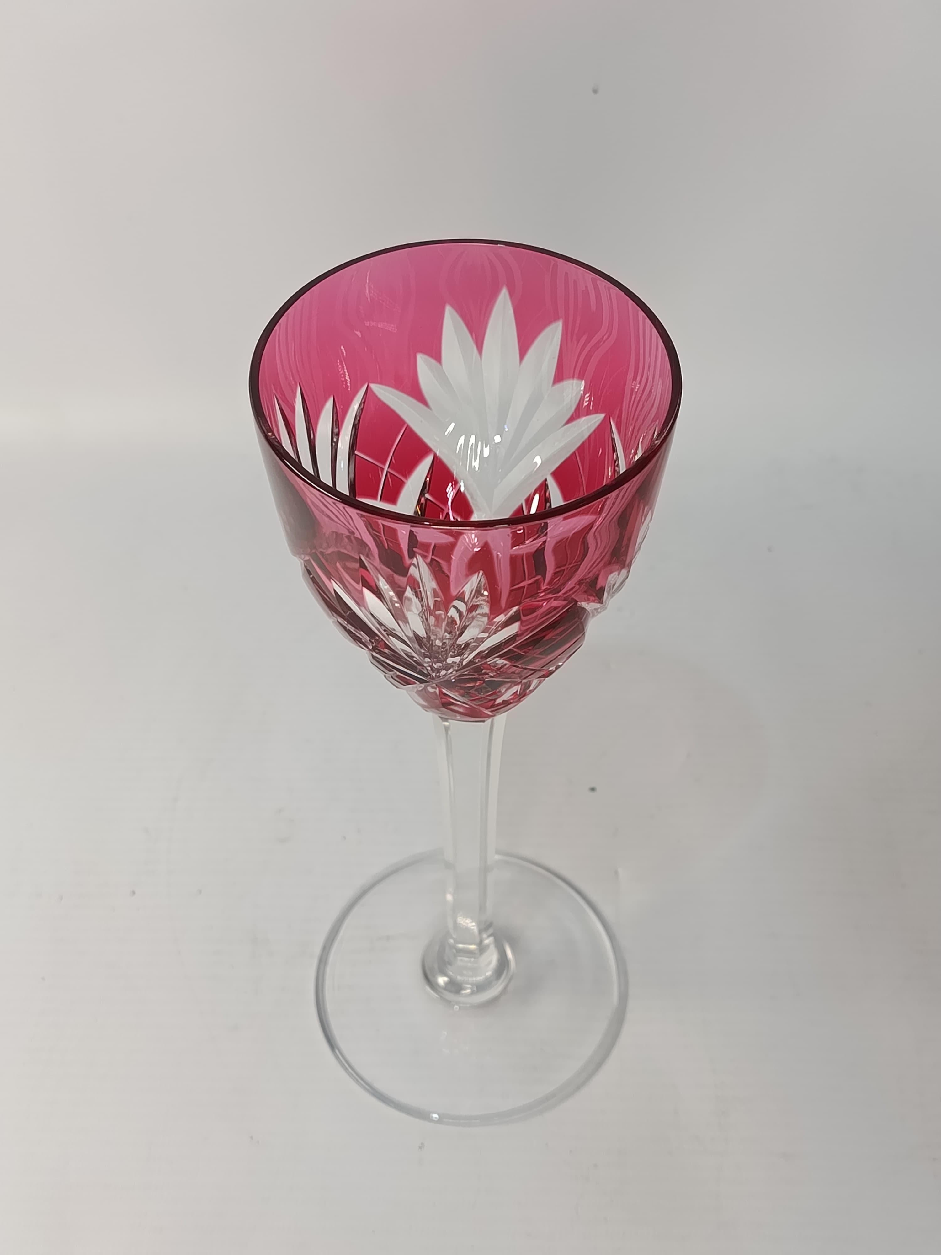 Set of 12 Tall Red Crystal Wine Glasses Saint Louis France (Französisch) im Angebot