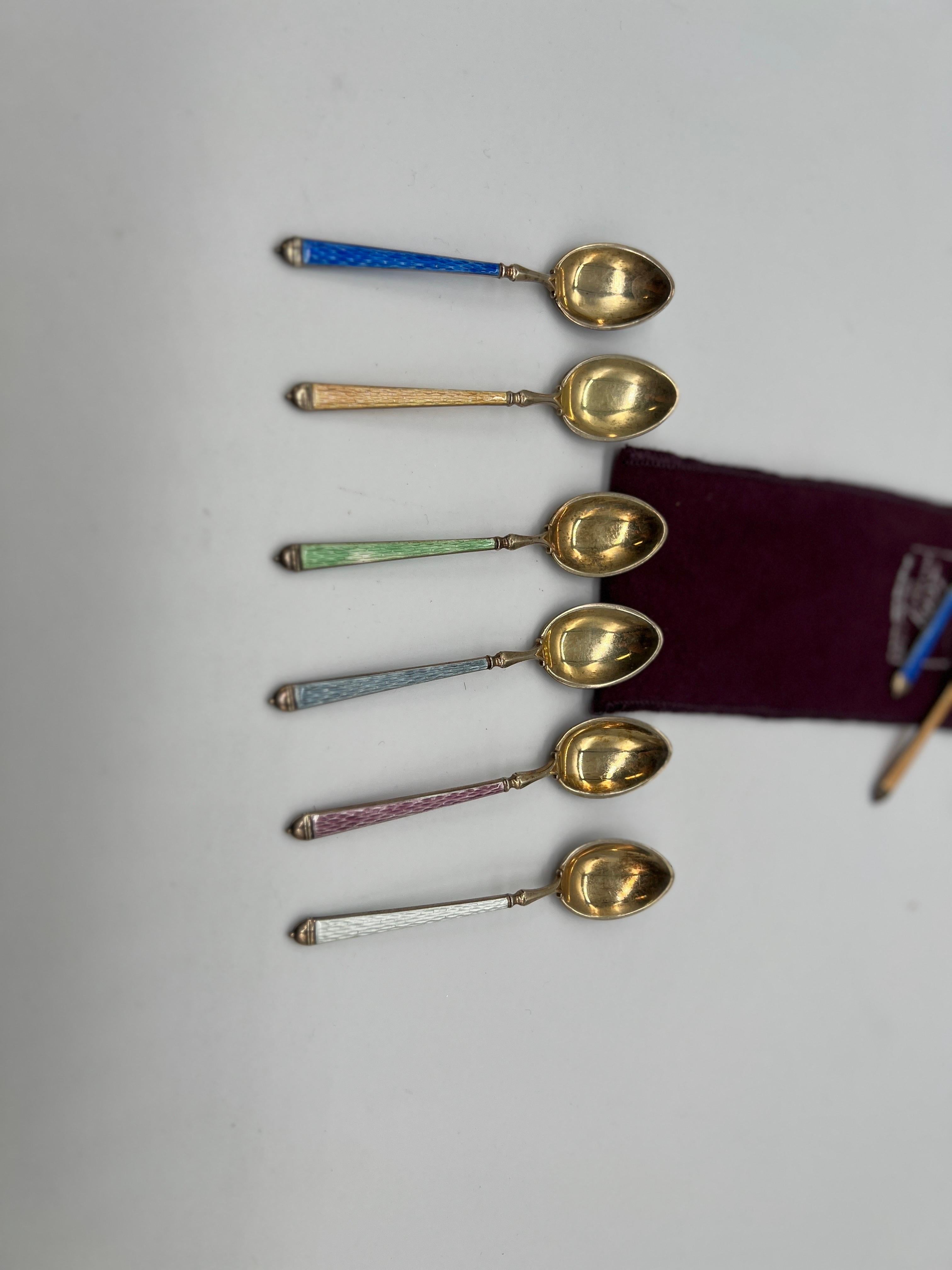 Set of 12, Thomae Company Heavily Enameled Sterling Silver Demitasse Spoons  In Good Condition For Sale In Atlanta, GA