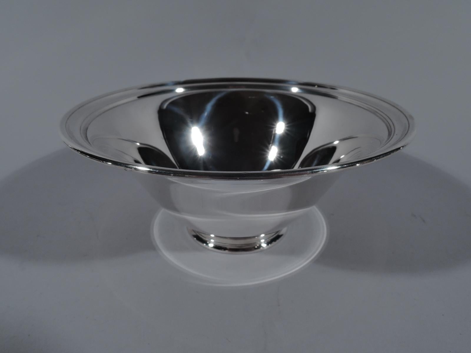 Art Deco Set of 12 Tiffany American Modern Sterling Silver Dessert Bowls and Plates