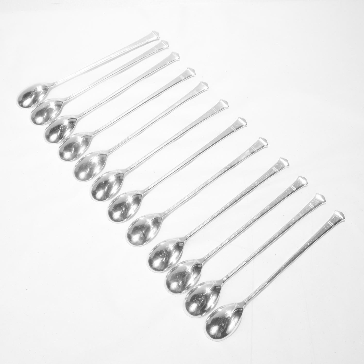 Set de 12 piezas Tiffany & Co. Cucharas de té helado Windham Pattern Plata de Ley siglo XX en venta
