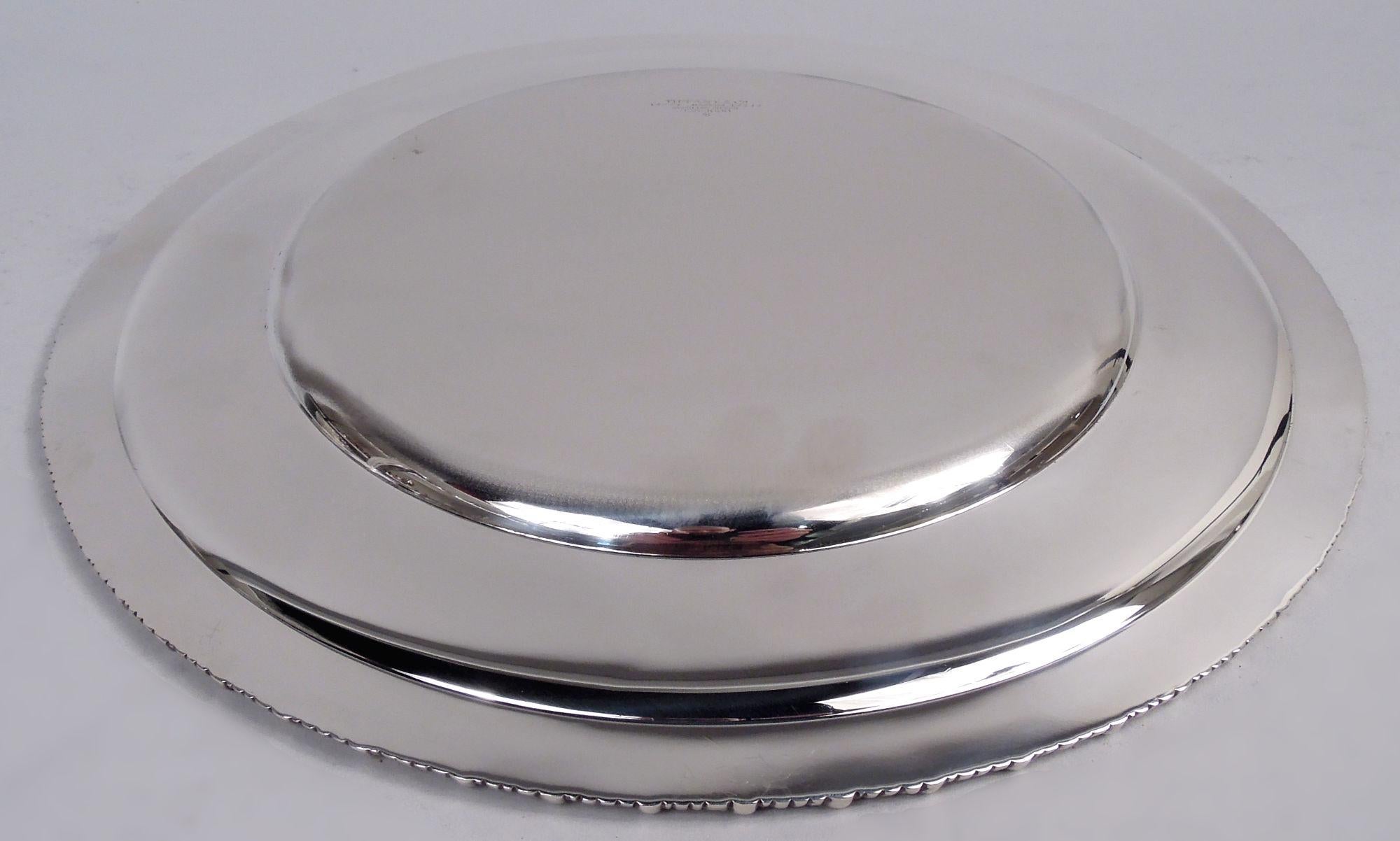 Set of 12 Tiffany Edwardian Georgian Sterling Silver Dinner Plates For Sale 1