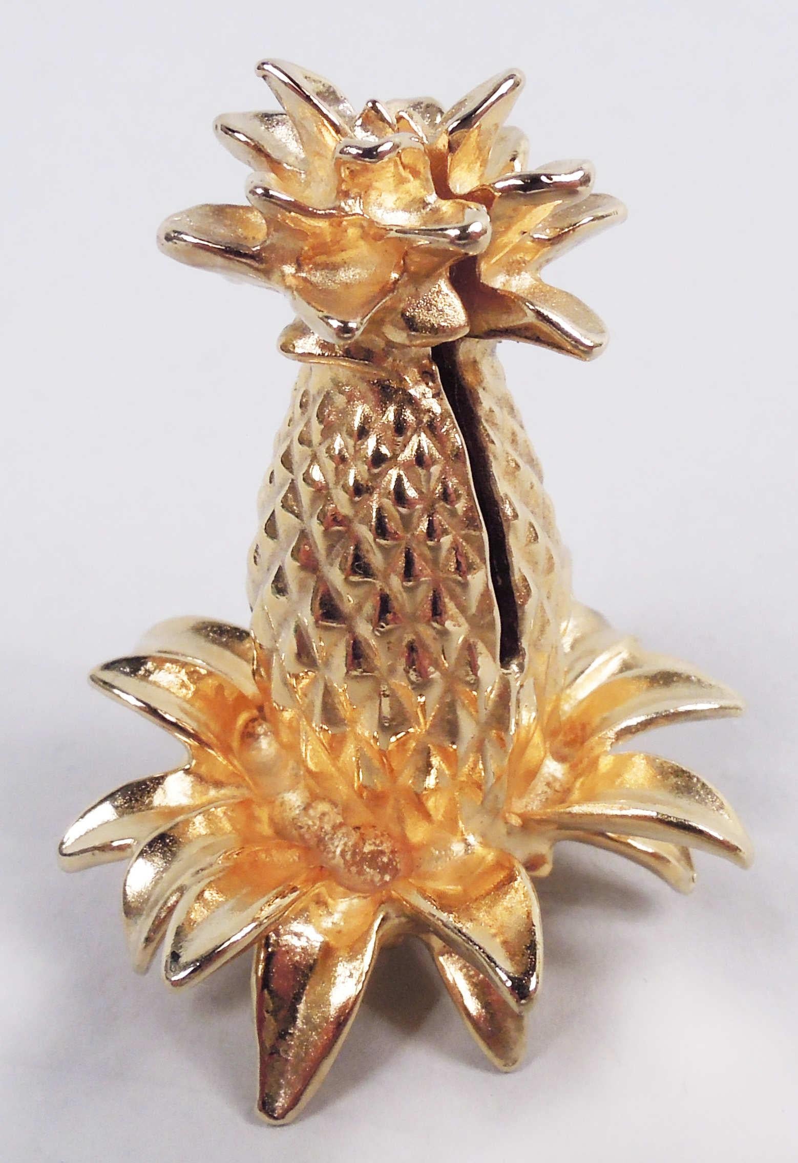 American Set of 12 Tiffany Gilt Sterling Silver Pineapple Place Card Holders