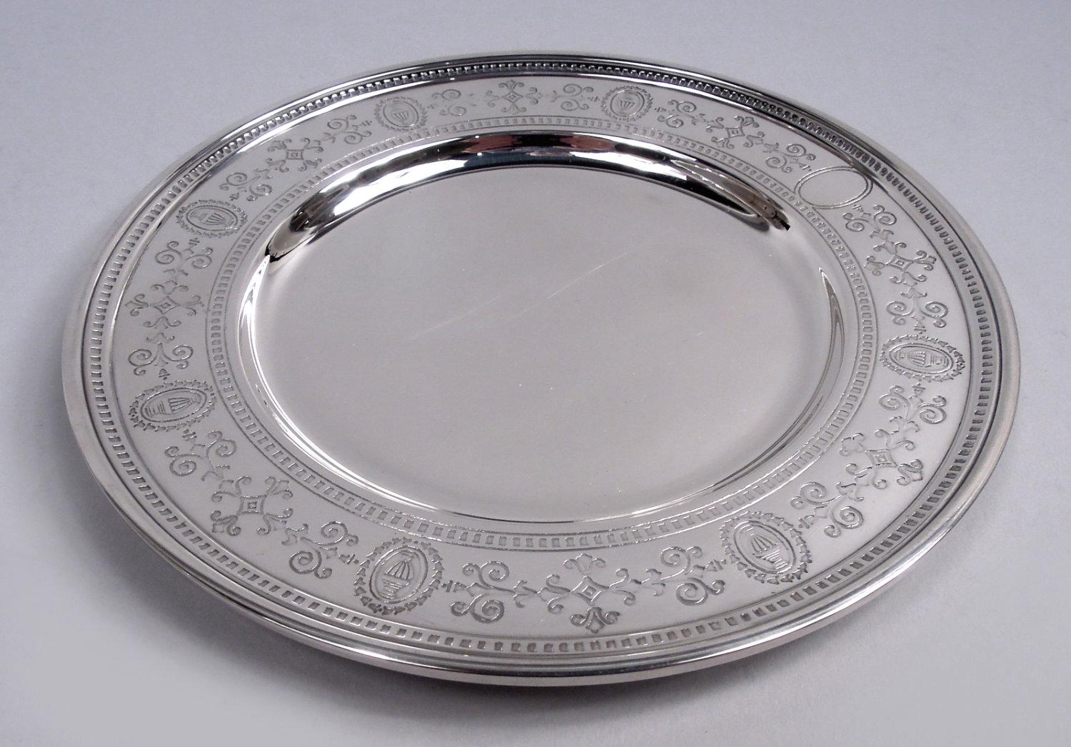 Juego de 12 platos para pan y mantequilla de plata de ley Tiffany Hamilton Renacimiento de la Regencia en venta