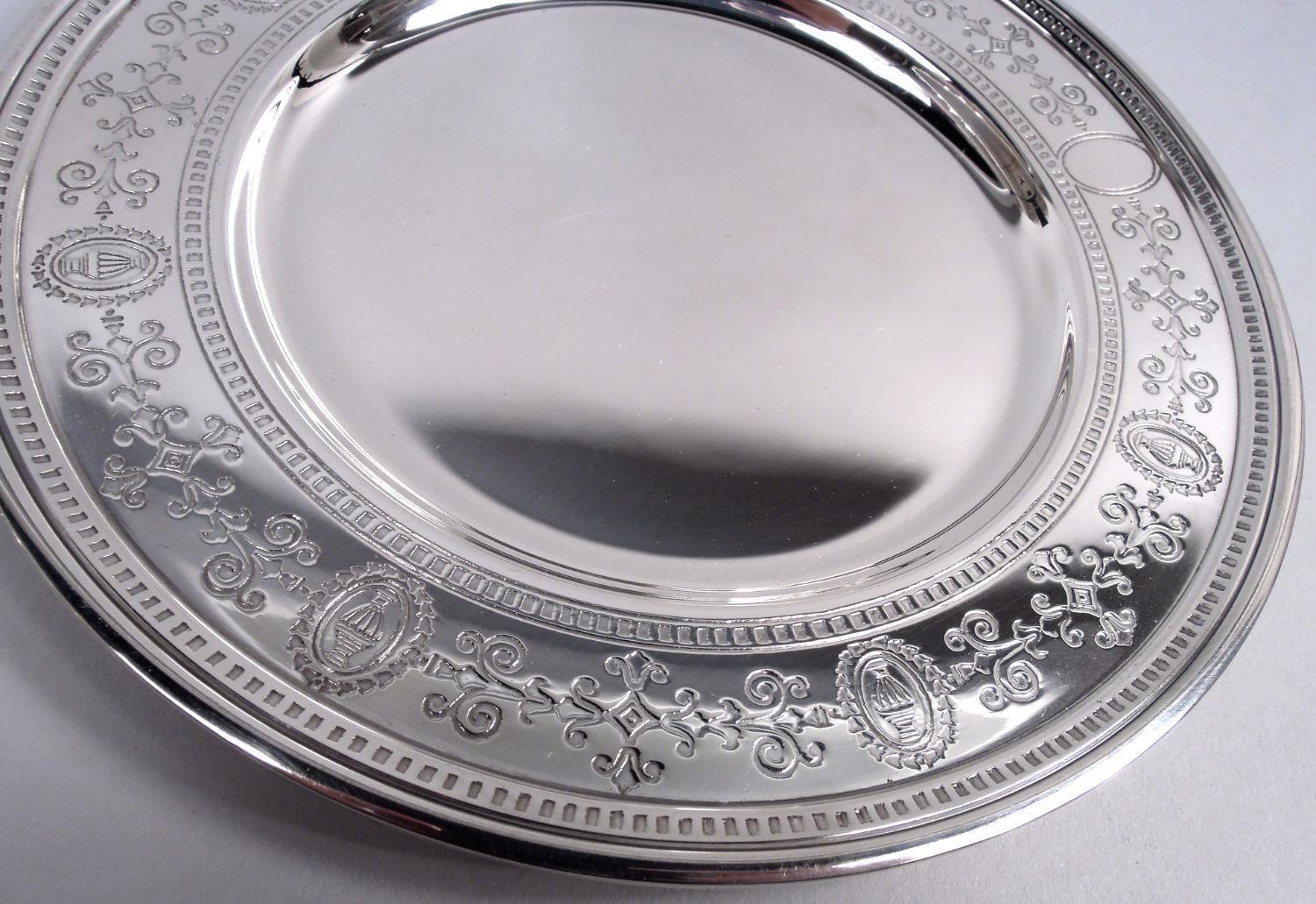 Juego de 12 platos para pan y mantequilla de plata de ley Tiffany Hamilton Estadounidense en venta