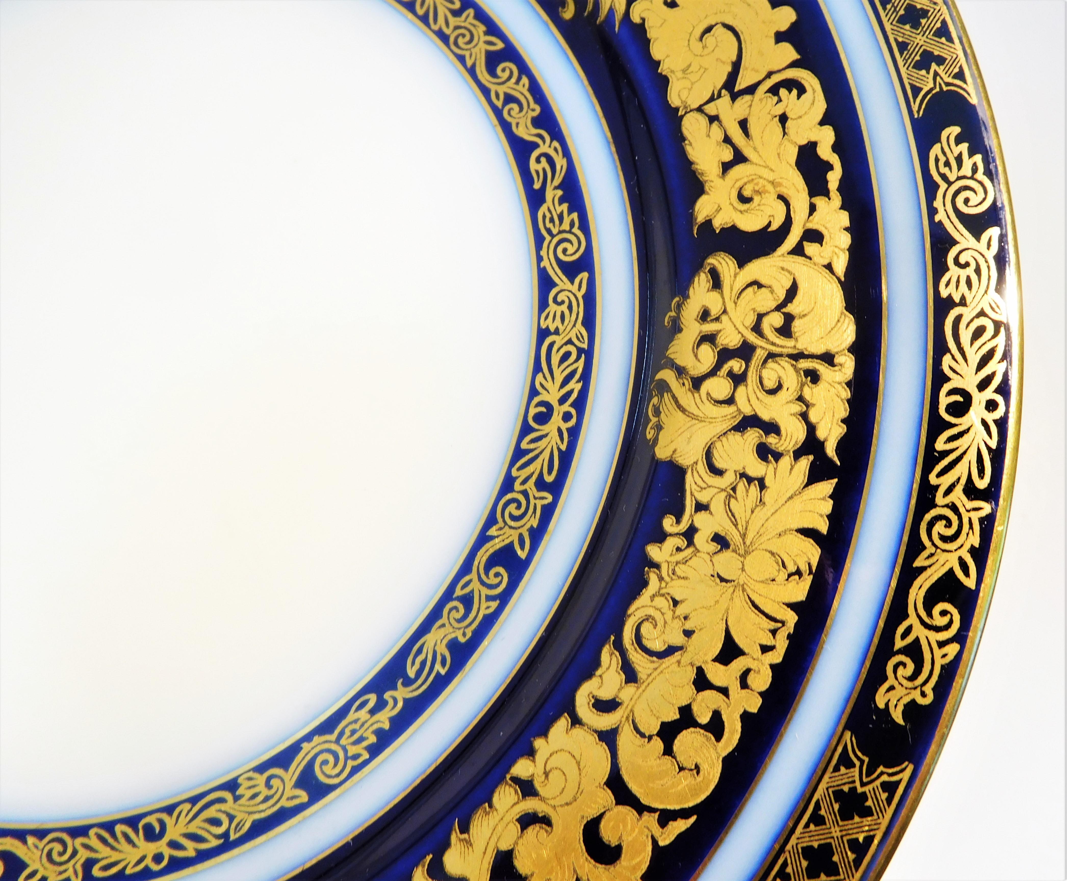 Set of 12 Tressemann & Vogt Cobalt & Gold Porcelain Dinner Plates, France, 1910 In Good Condition For Sale In Quechee, VT