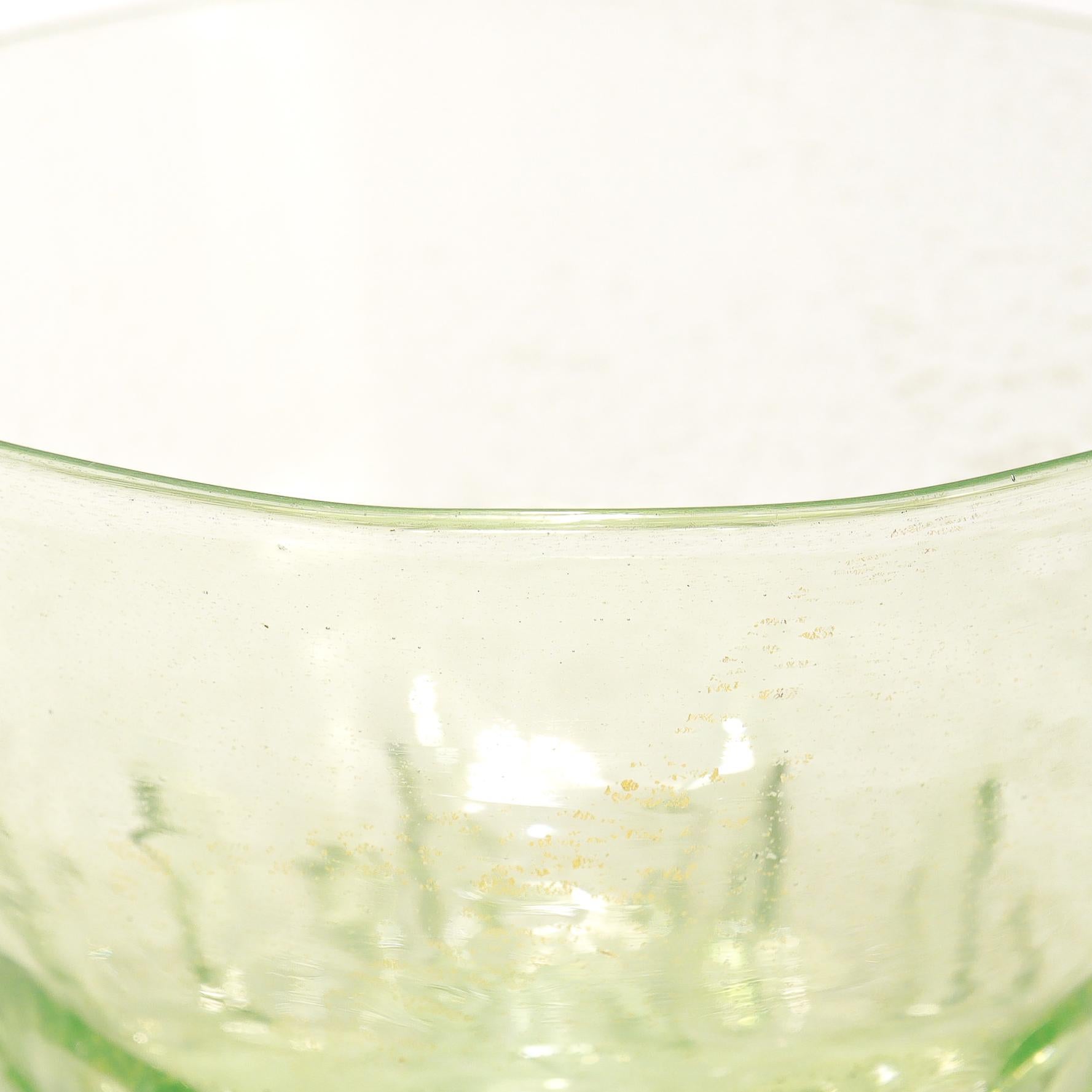 Set of 12 Venetian / Murano Green Glass Bowls & Underplates with Gold Inclusions For Sale 3