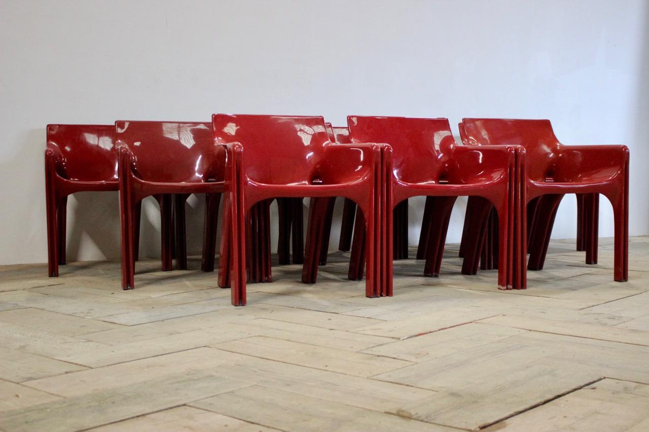 Set of 12 Vico Magistretti Dining Chairs for Artemide In Good Condition In Gloucestershire, GB