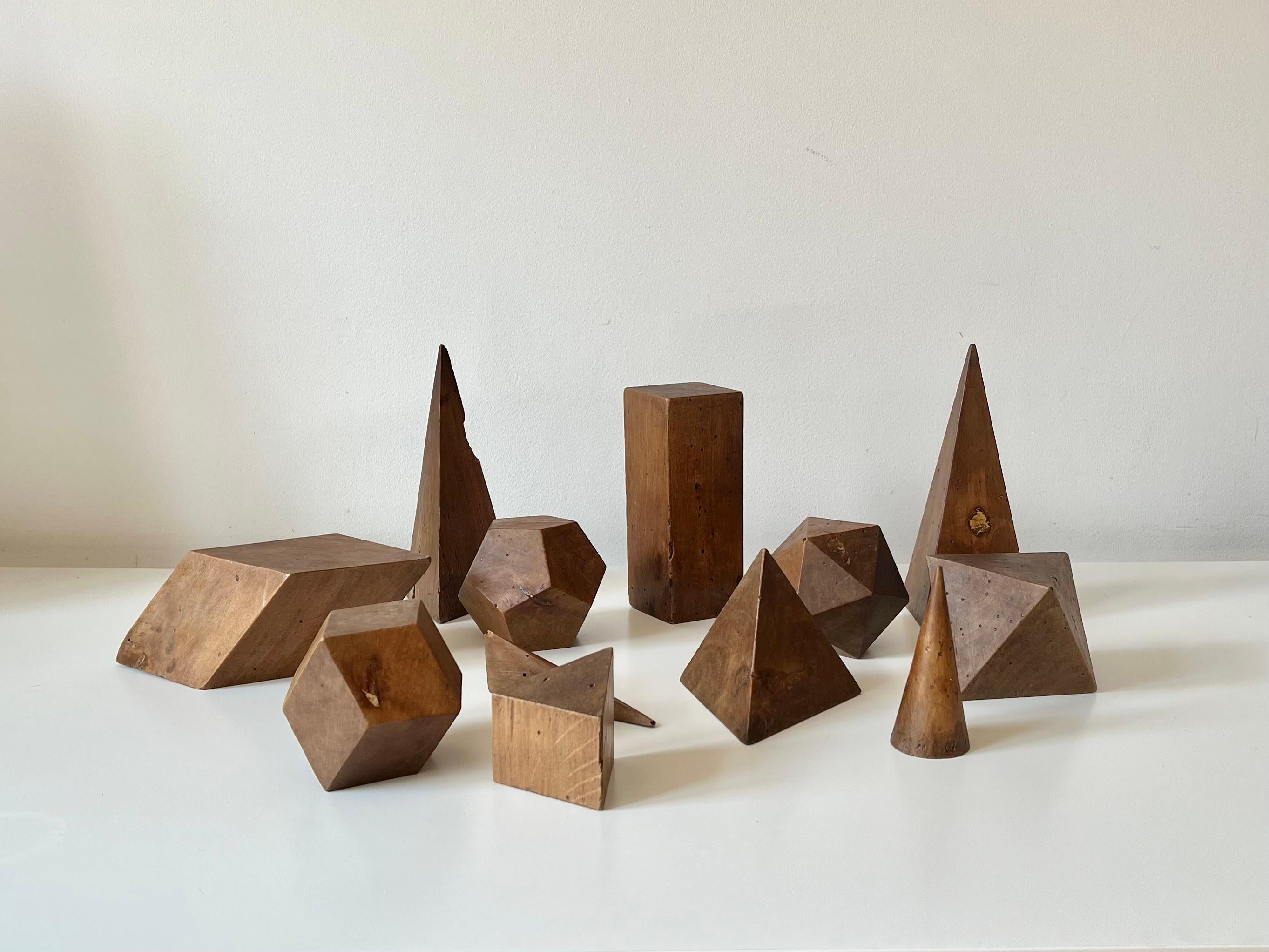 Set of 12 vintage antique wooden geometric shapes. Italy, late 19th early 20th C 10