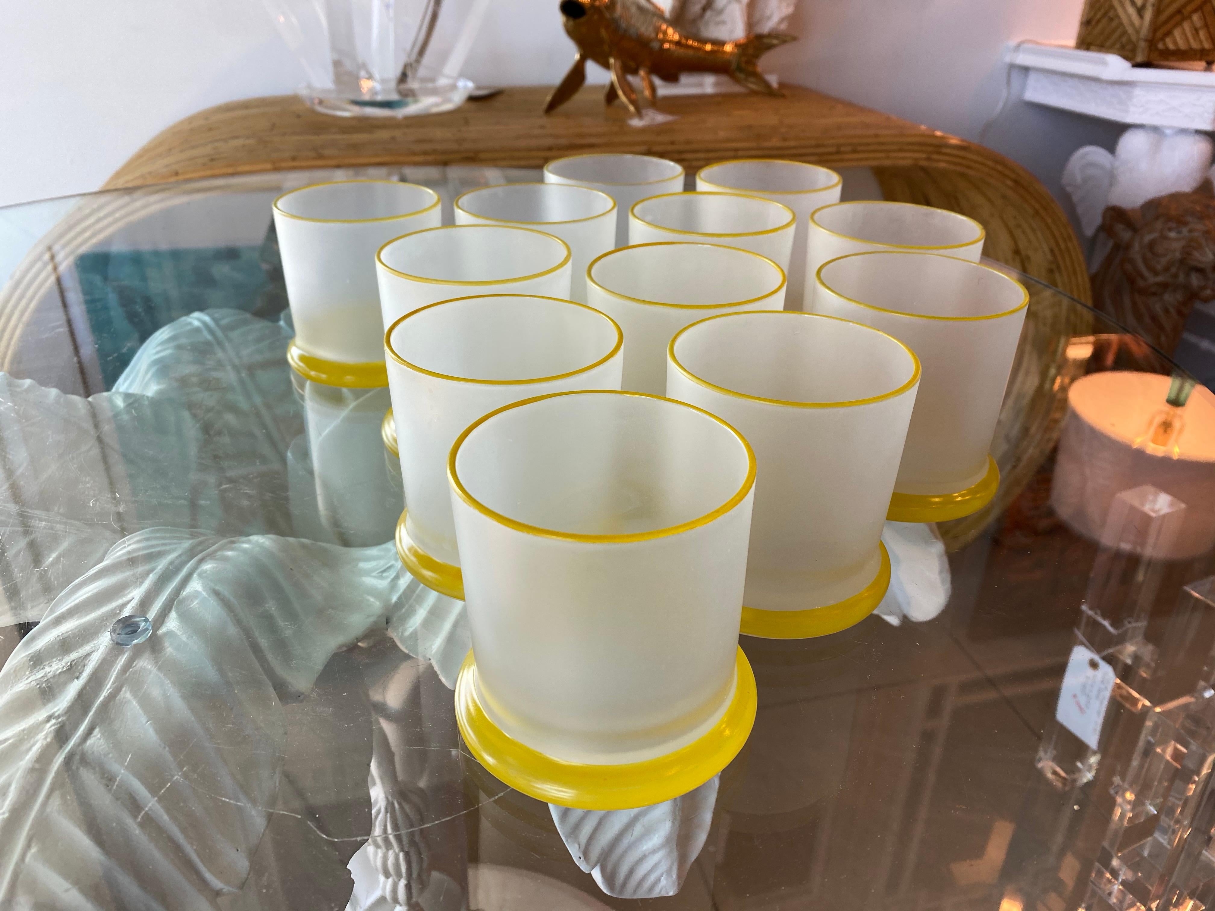 Hollywood Regency Set of 12 Vintage Frosted Yellow Glass Bar Cocktail Drinking Glasses Whiskey For Sale