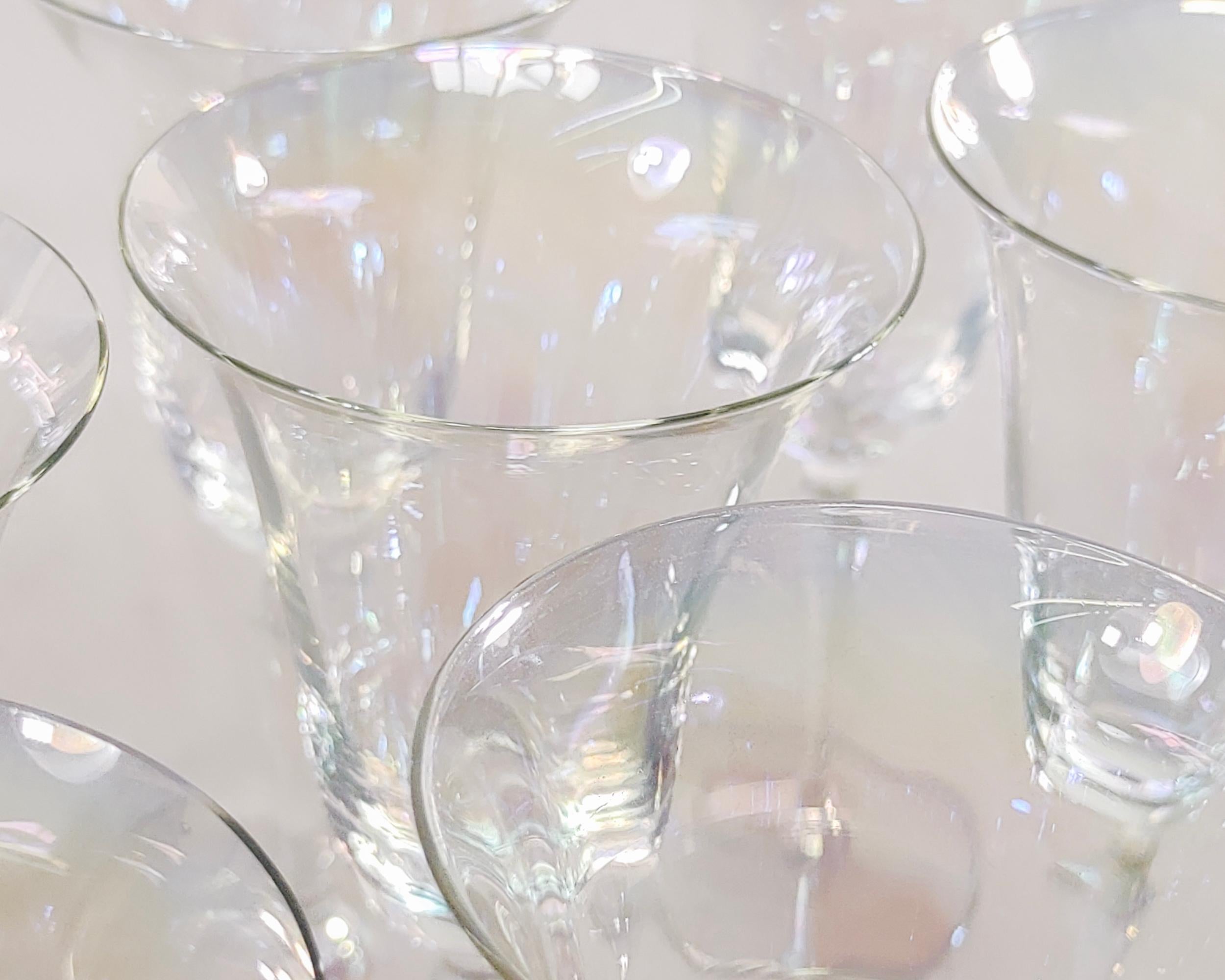 20ième siècle Ensemble de 12 verres à vin tulipe lustrés soufflés à la main vintage des années 1930 en vente