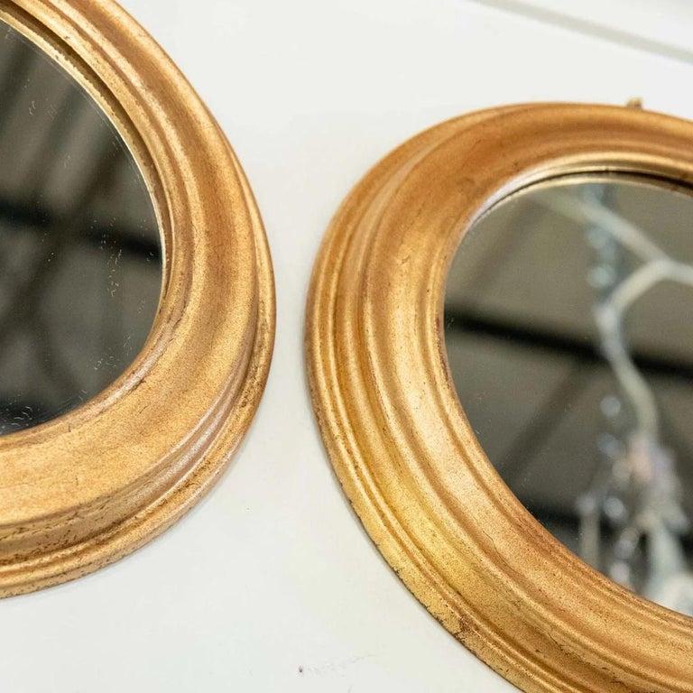 Set von 12 runden vergoldeten italienischen Vintage-Spiegeln, je Preis pro Stück im Zustand „Gut“ im Angebot in New York, NY