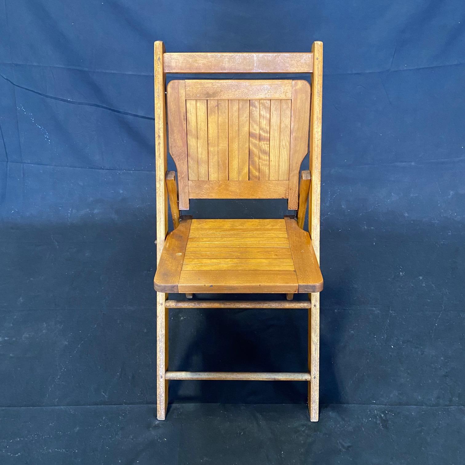 American Set of 12 Vintage Wooden Stackable Folding Chairs from Paris Manufacturing Co.