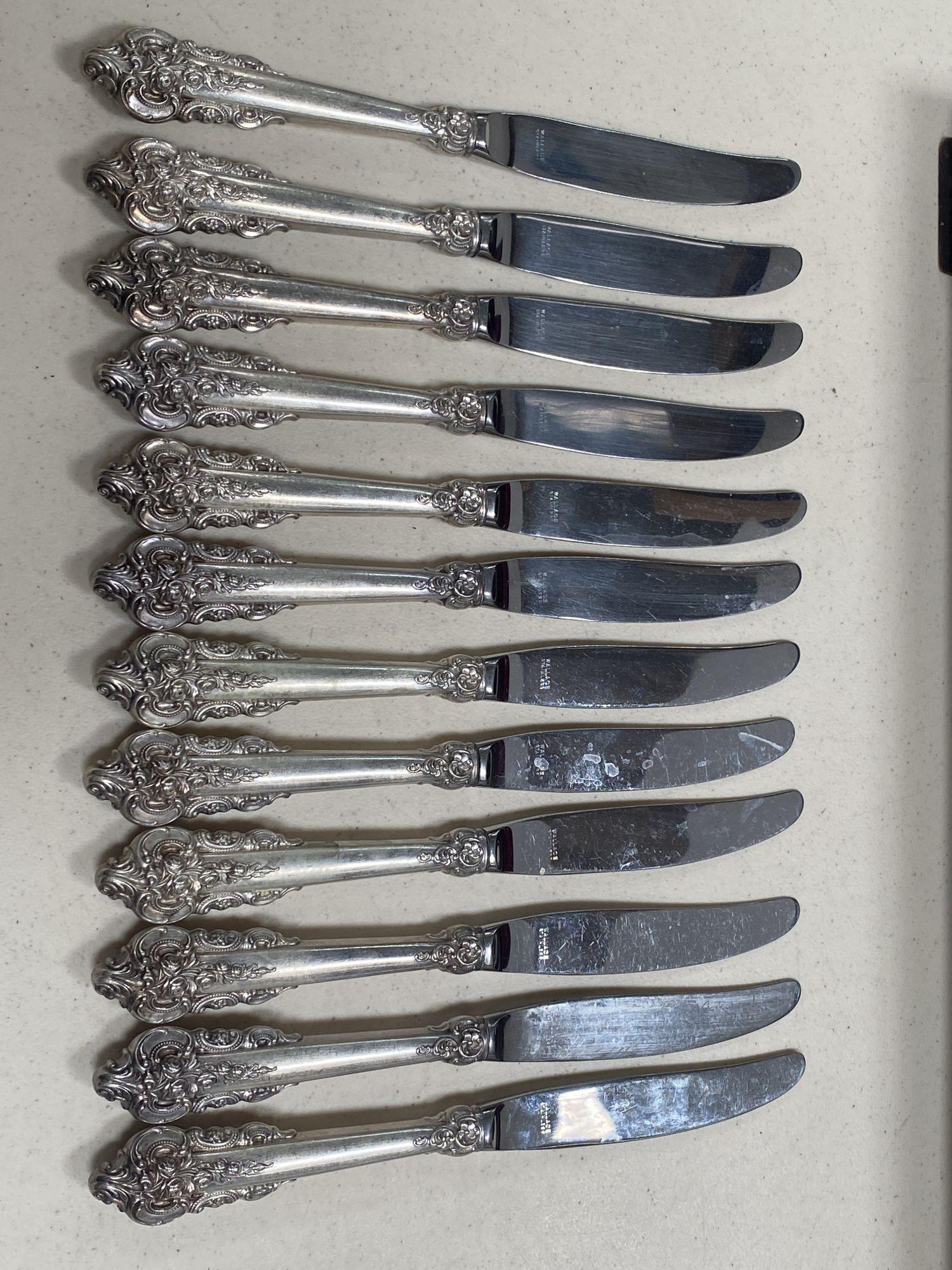 Set of 12 Wallace Grande Baroque Sterling Silver Flatware with Orignal Canteen 3