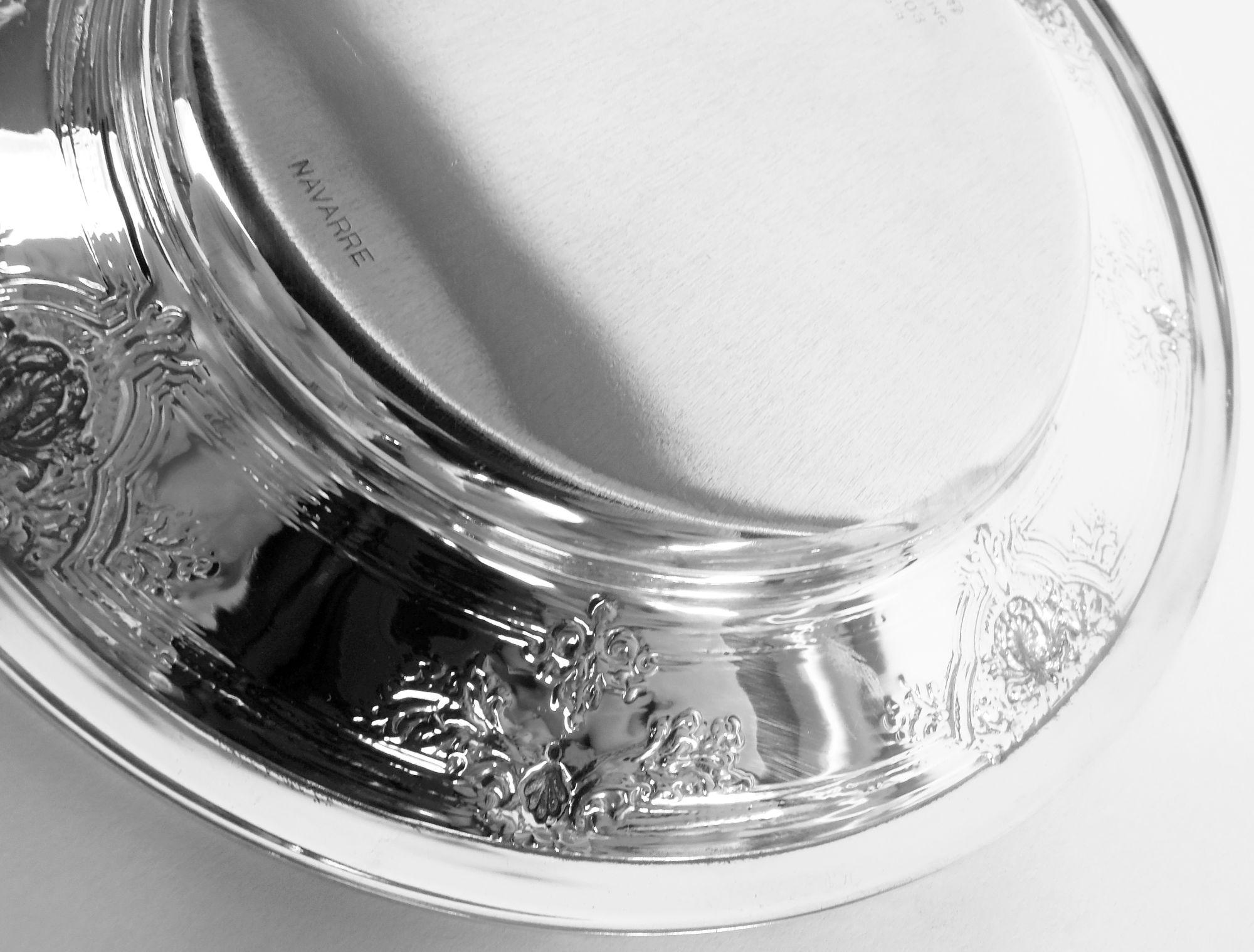 Set of 12 Watson Navarre Sterling Silver Bread & Butter Plates en Bueno estado para la venta en New York, NY
