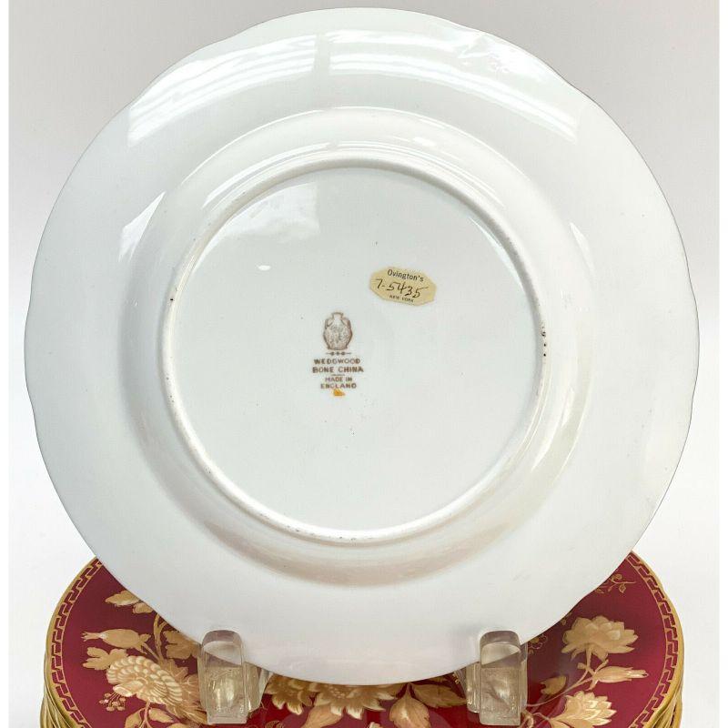 Set of 12 Wedgwood England Porcelain Dessert Plates in Tonquin Ruby, circa 1930 In Good Condition In Gardena, CA