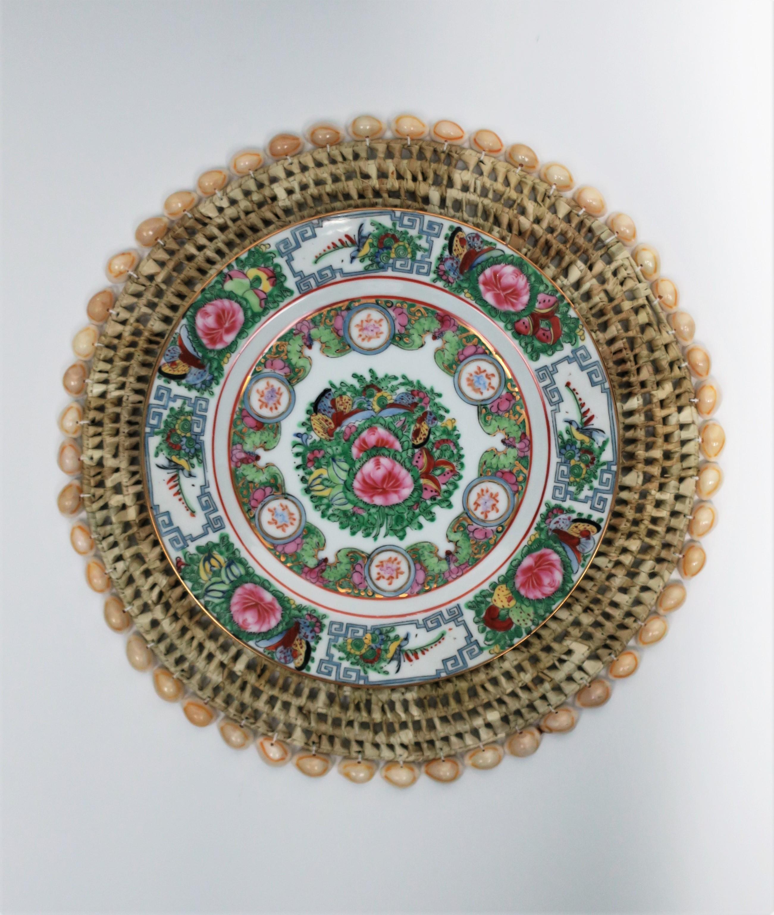 Seashell and Wicker Placemats or Dinner Plate Chargers, Set of 12 In Excellent Condition In New York, NY