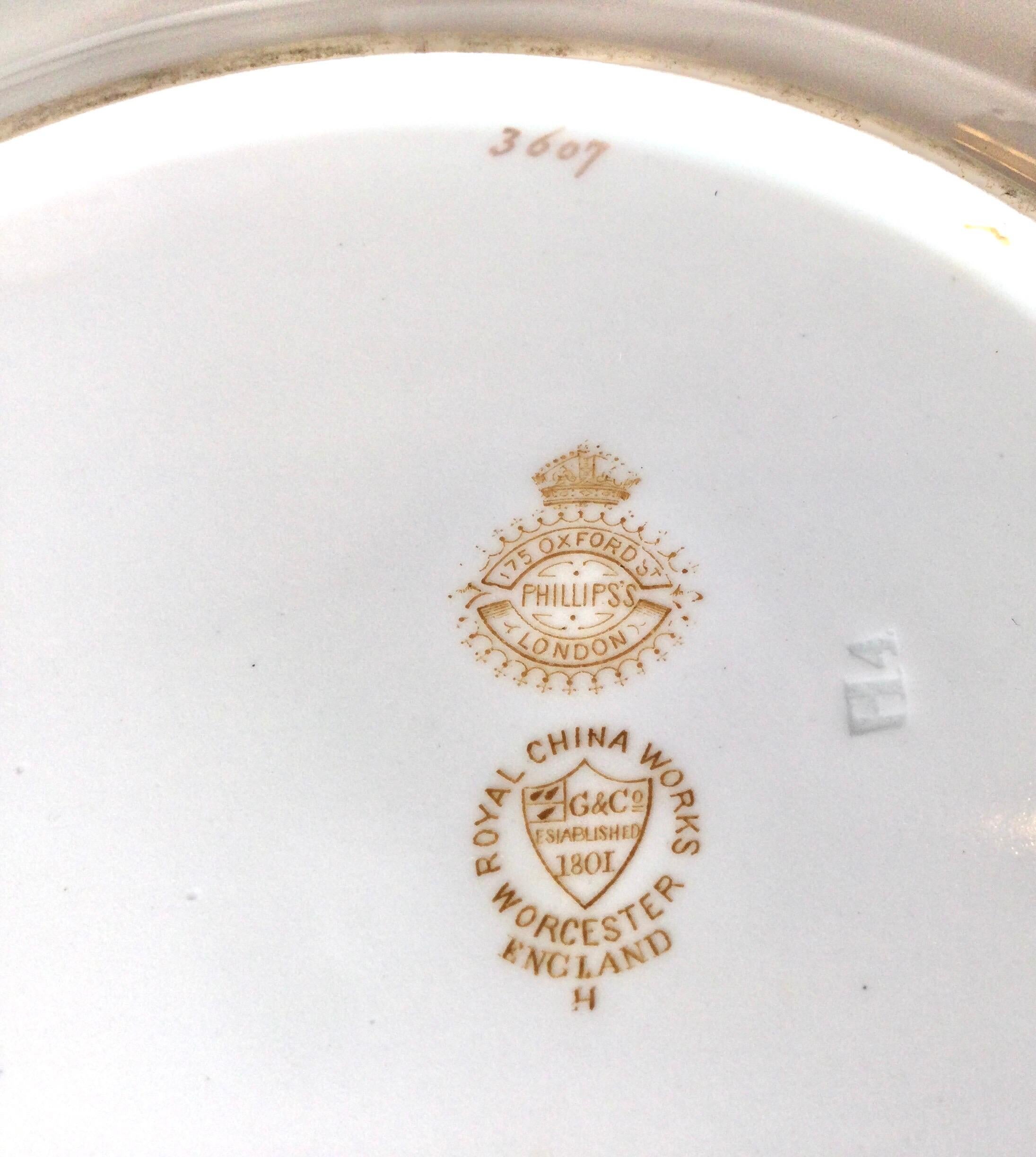 Set of 12 Worcester Porcelain Chelsea Bird Shallow Bowls For Sale 7