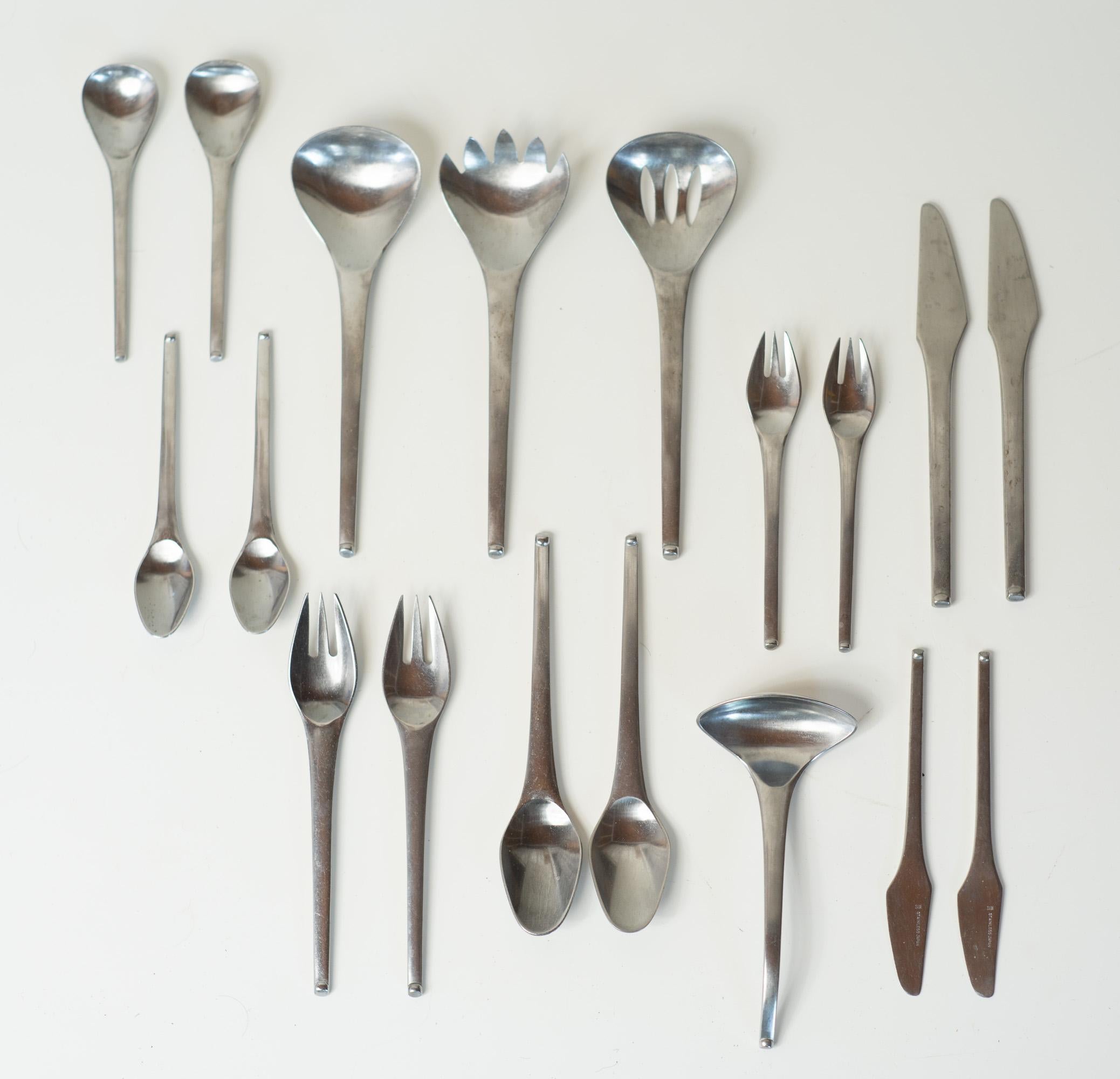 Designed and made in Japan by Stanley Roberts, this set is wonderfully modernist, extremely robust in its making, and prestigious Japanese crafting. This set is quite large, consisting of 123 pieces total. I have used this line in my own home, and I