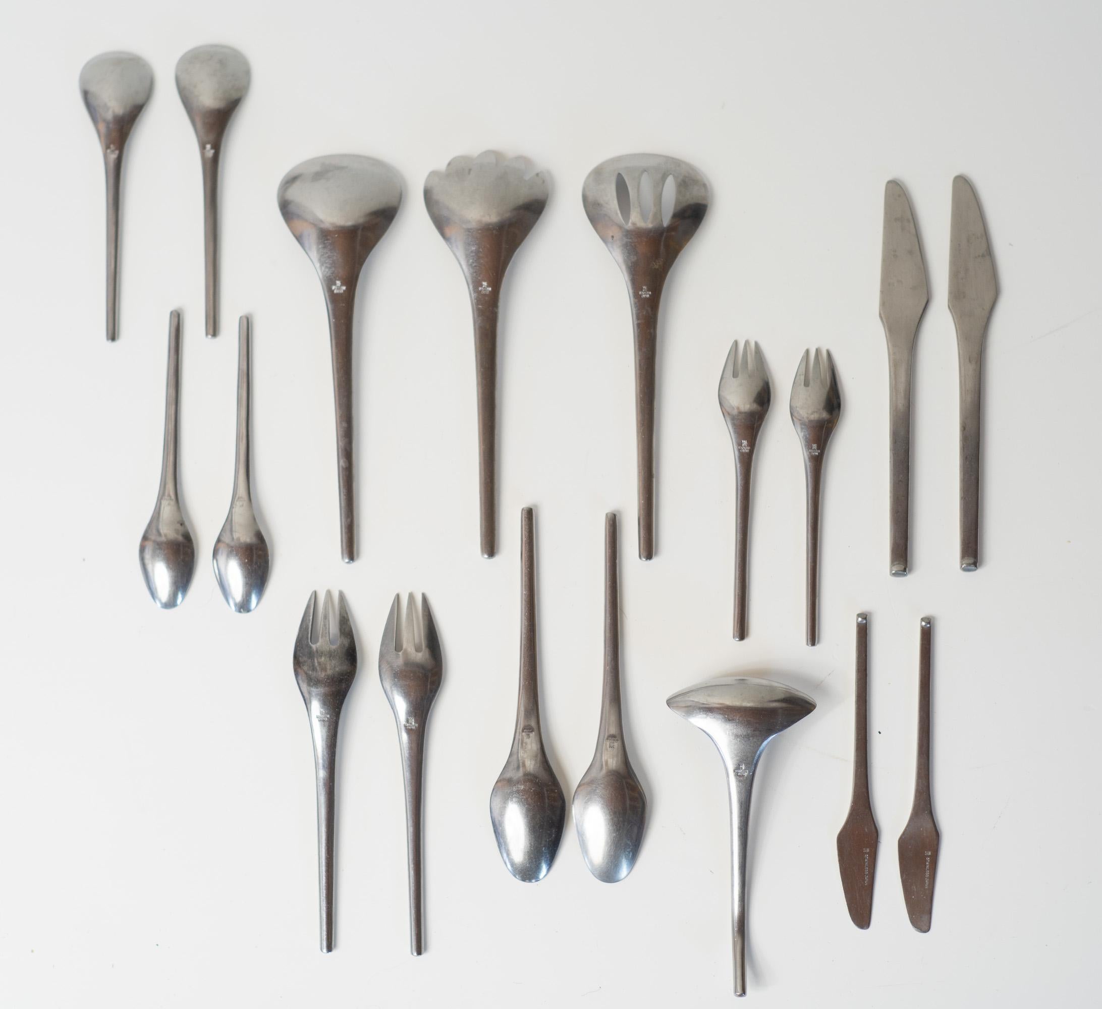 Mid-Century Modern Set of 123 Stanley Roberts Contempra Mid Century Modern Stainless Flatware For Sale