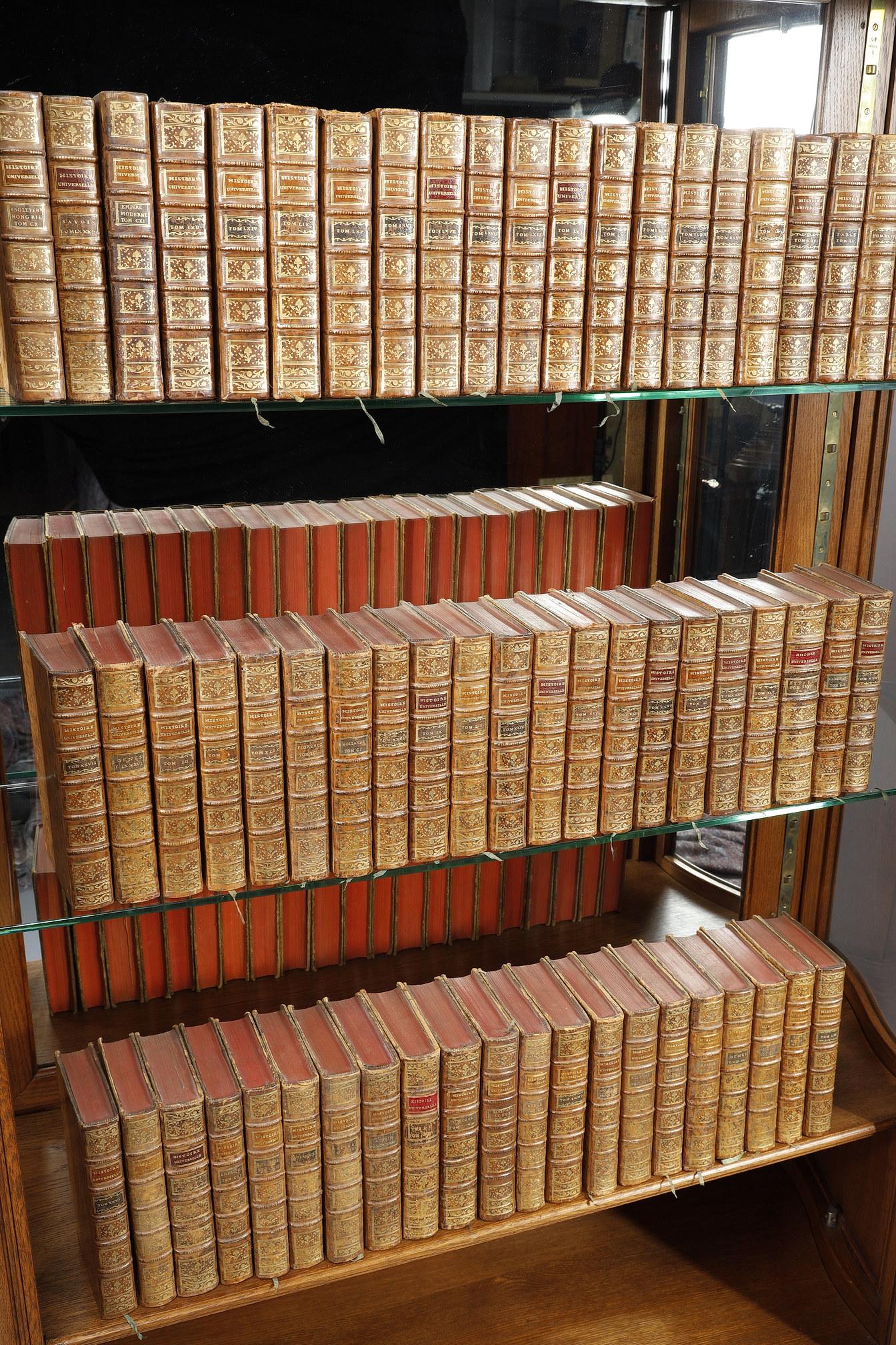 Paper Set of 125 books from the 18th-century