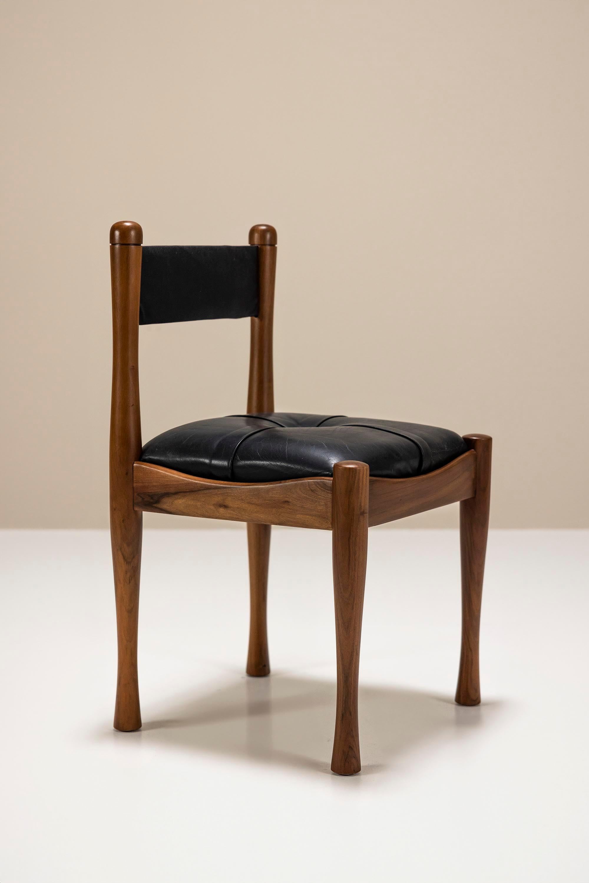 Set of 13 Bernini Chairs Model 620 in Walnut by Silvio Coppola, Italy 1964 3