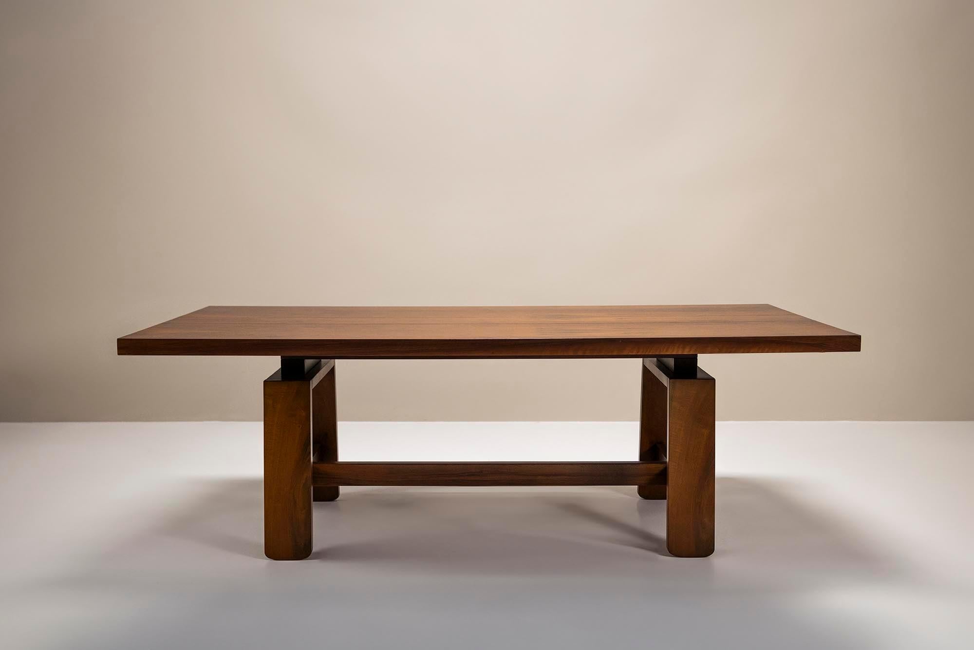 Set of 13 Bernini Chairs Model 620 in Walnut by Silvio Coppola, Italy 1964 10