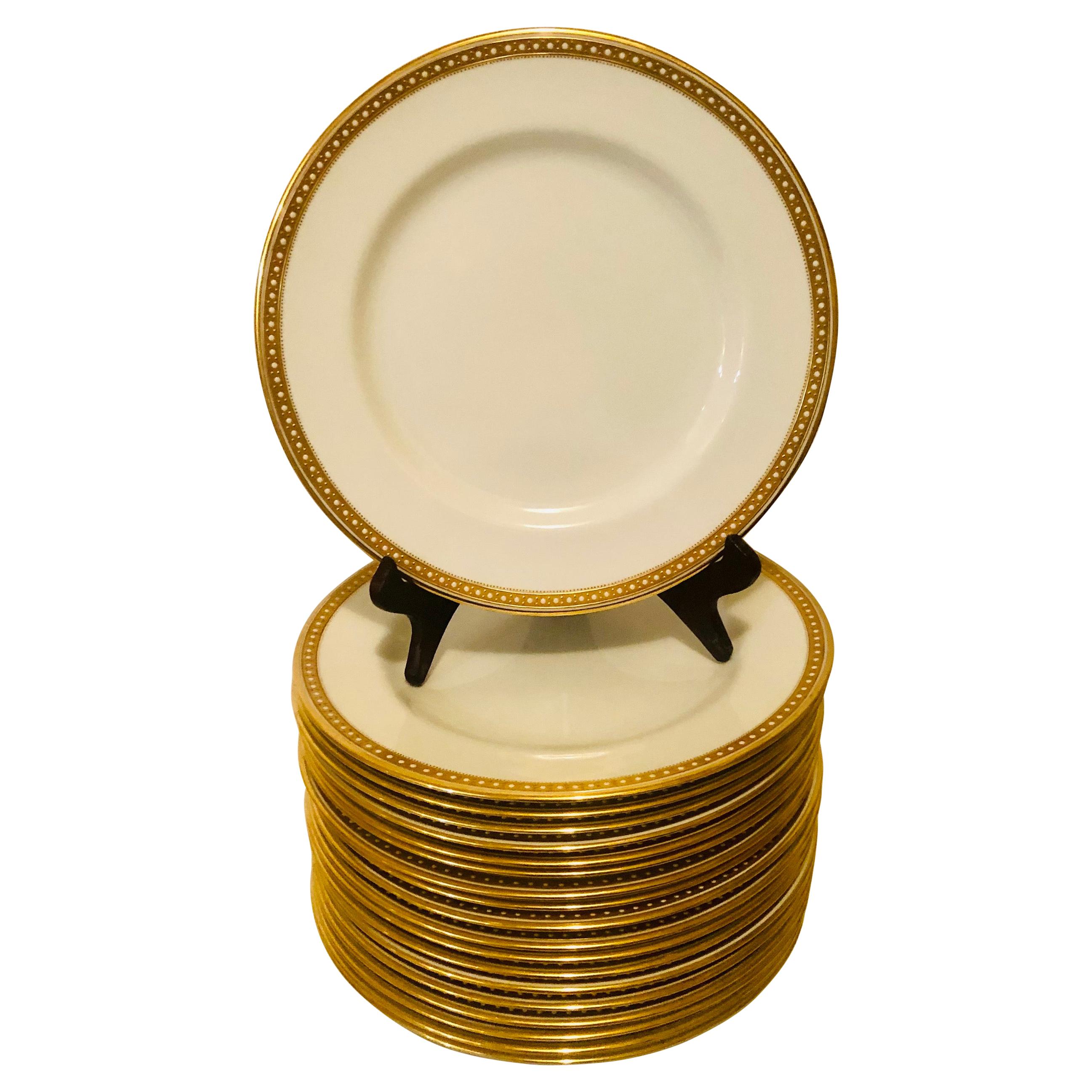 Set von 13 Copeland Spode-Esstellern mit Goldbordüren und weißem Juwelen 