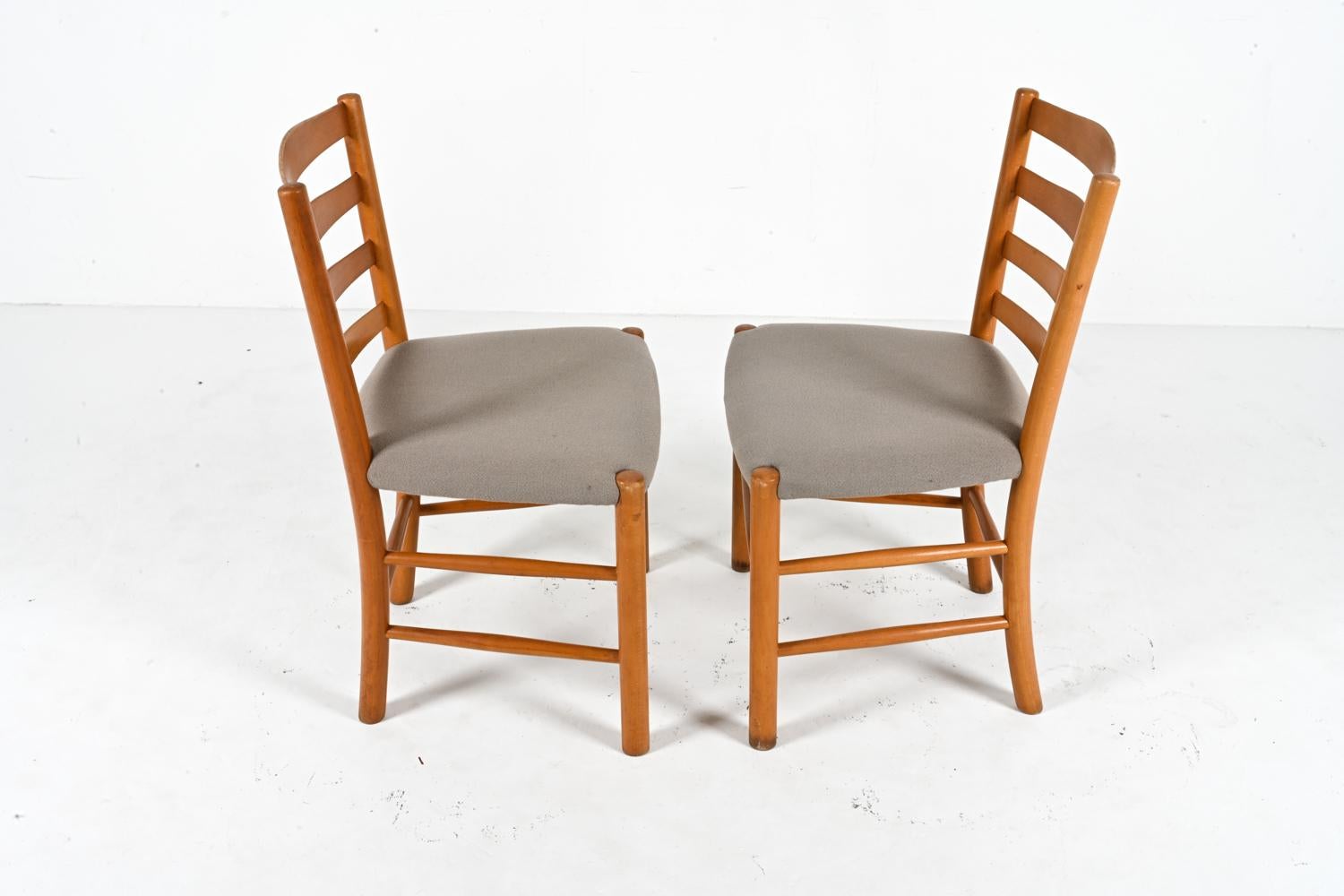 Set of 13 Kaare Klint Church Chairs for Fritz Hansen, Denmark, 1960s For Sale 4