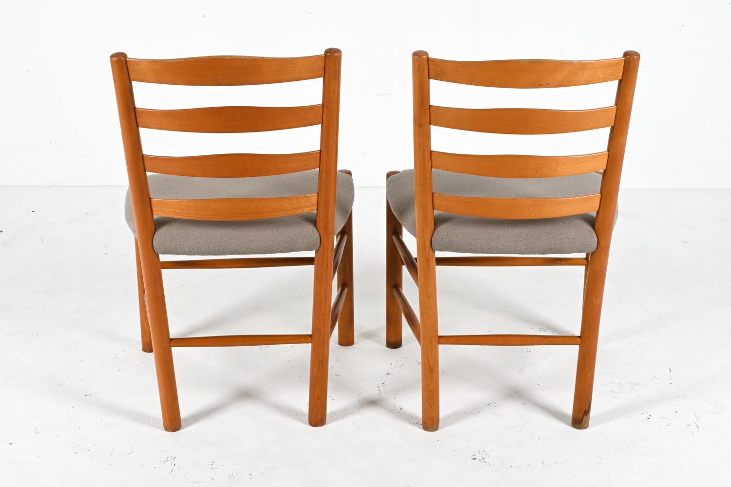 Set of 13 Kaare Klint Church Chairs for Fritz Hansen, Denmark, 1960s For Sale 2