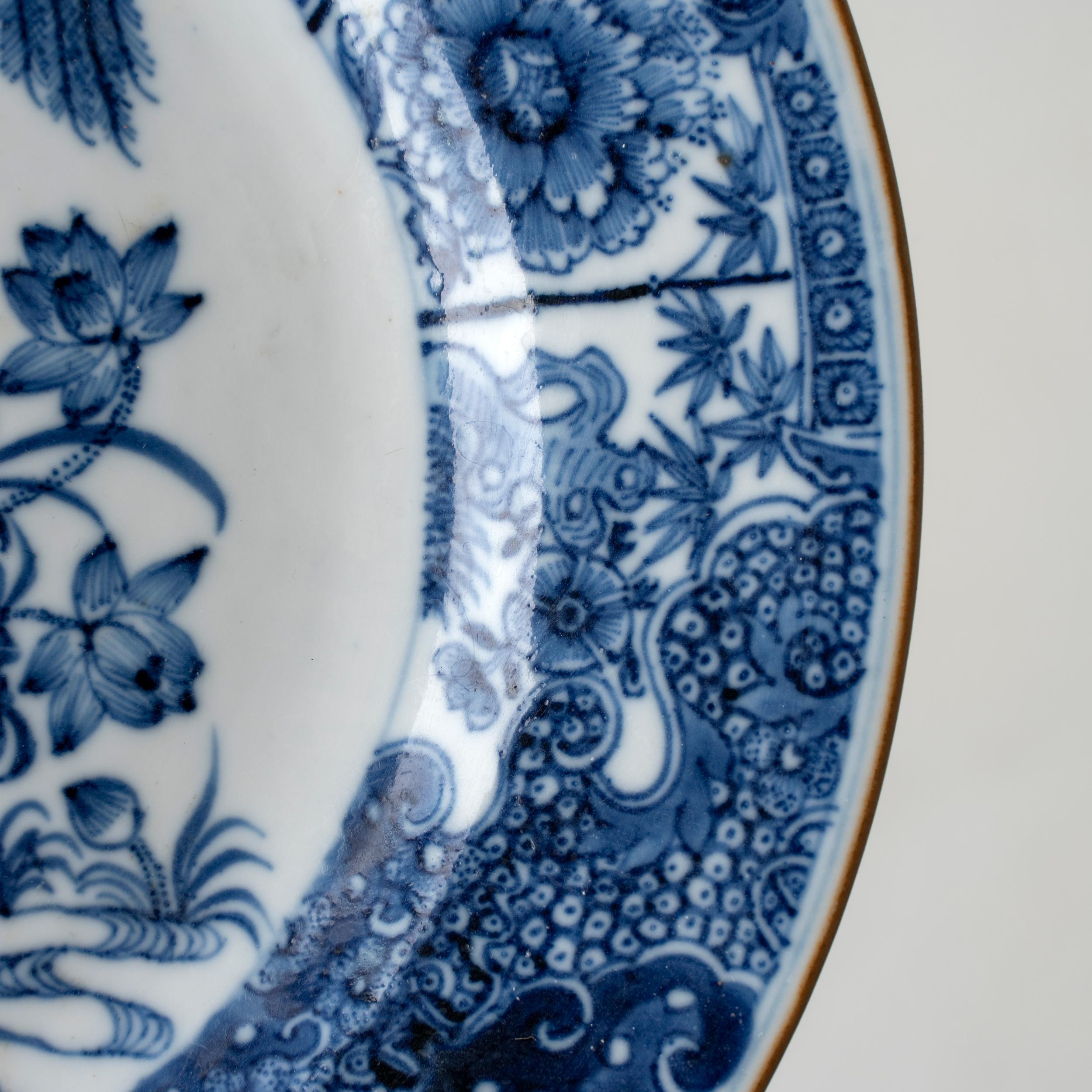 Chinois Ensemble de 13 assiettes bleues et blanches de Chine du 18ème siècle en vente