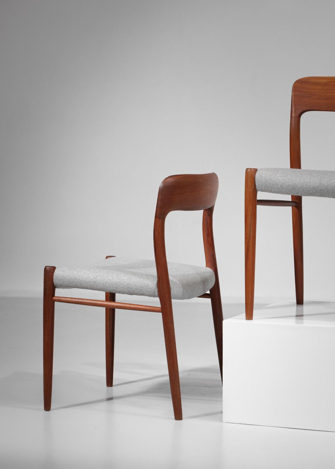 Set of 13 Scandinavian Teak Chairs by Danish Designer Niels Otto Moller B17-E542 5