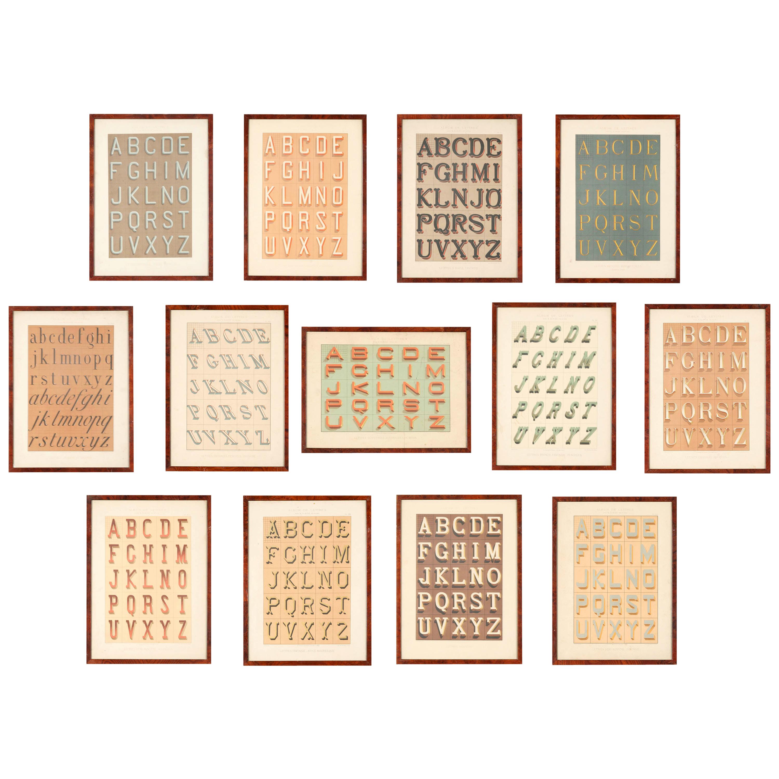 Set di 13 litografie dell'alfabeto tipografico realizzate da N. Glaise ed edite da Thézard in vendita
