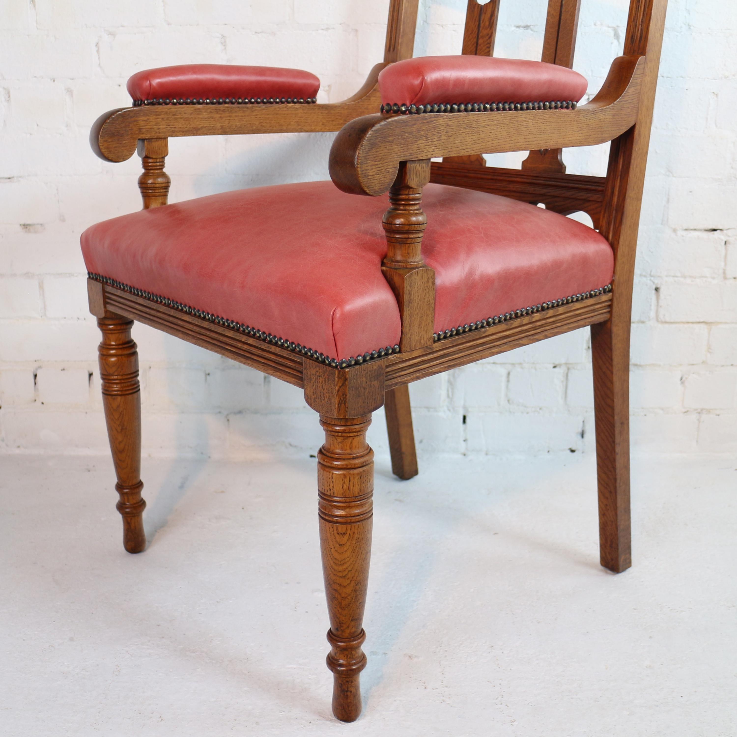 Set of 14 Antique English Victorian Arts & Crafts Oak & Leather Dining Chairs For Sale 7