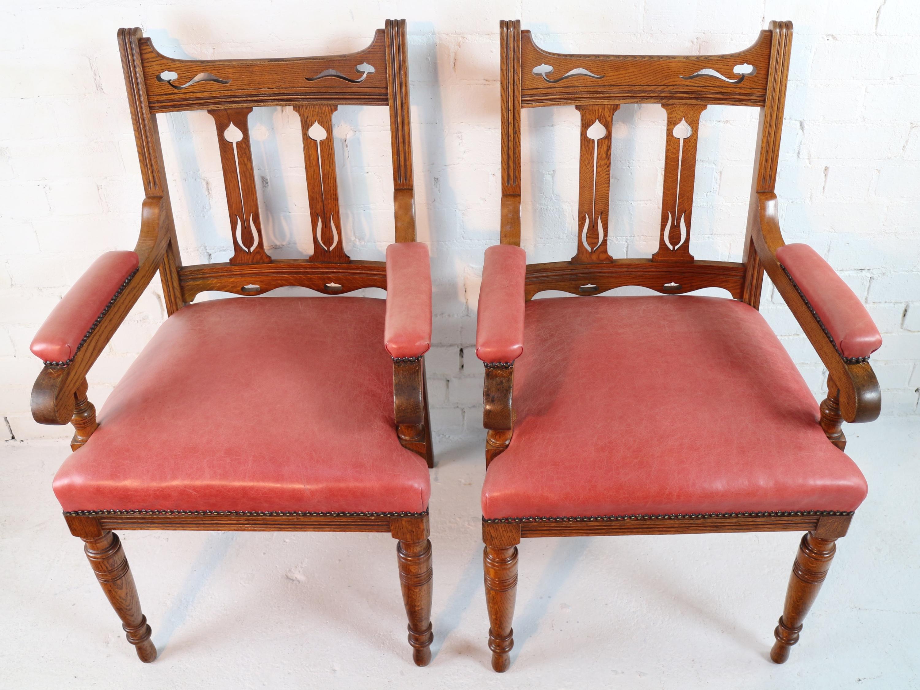 Set of 14 Antique English Victorian Arts & Crafts Oak & Leather Dining Chairs For Sale 3