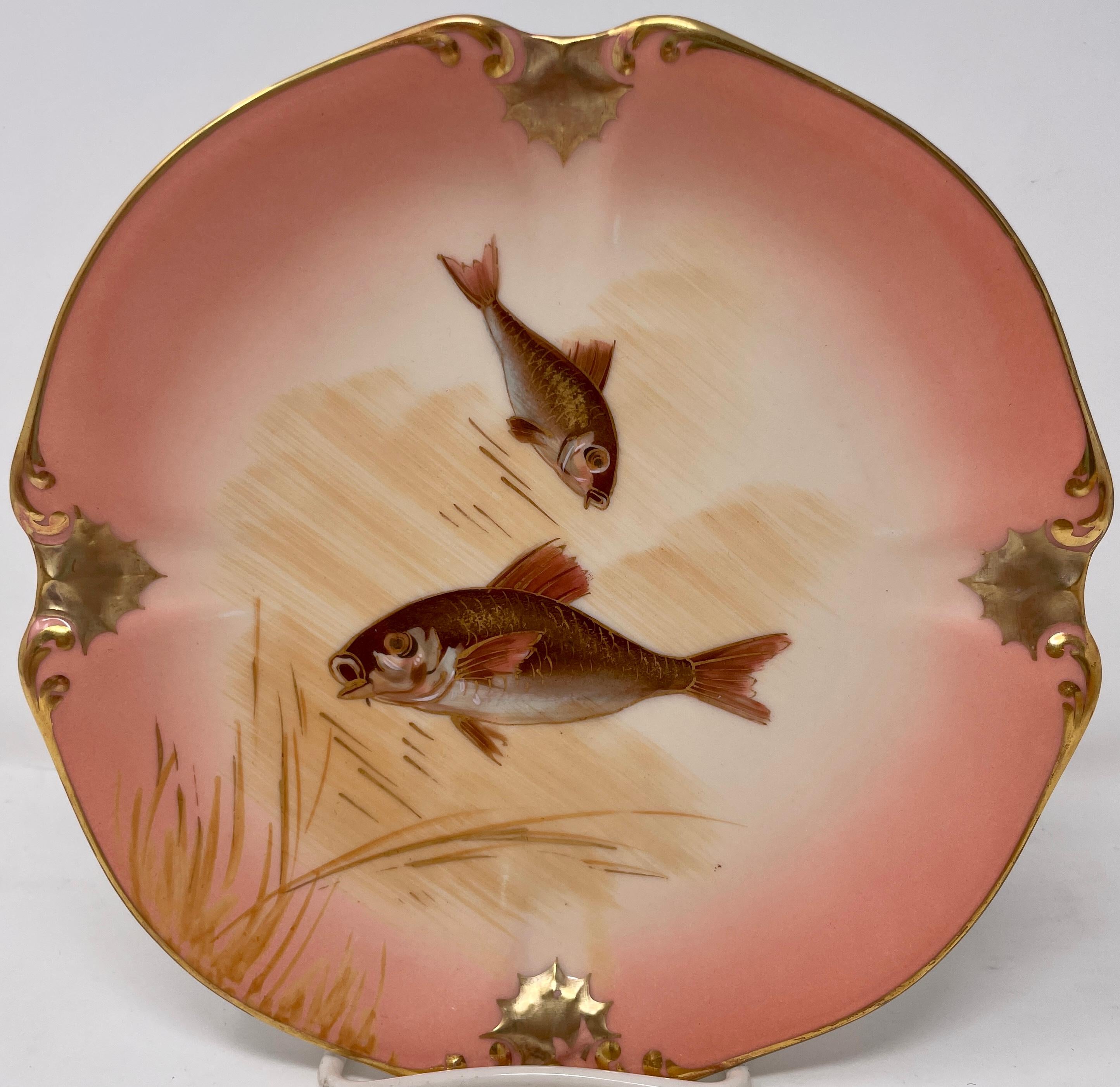 Ensemble de 14 services à poisson anciens en porcelaine de Limoges peints à la main, vers 1890 en vente 1