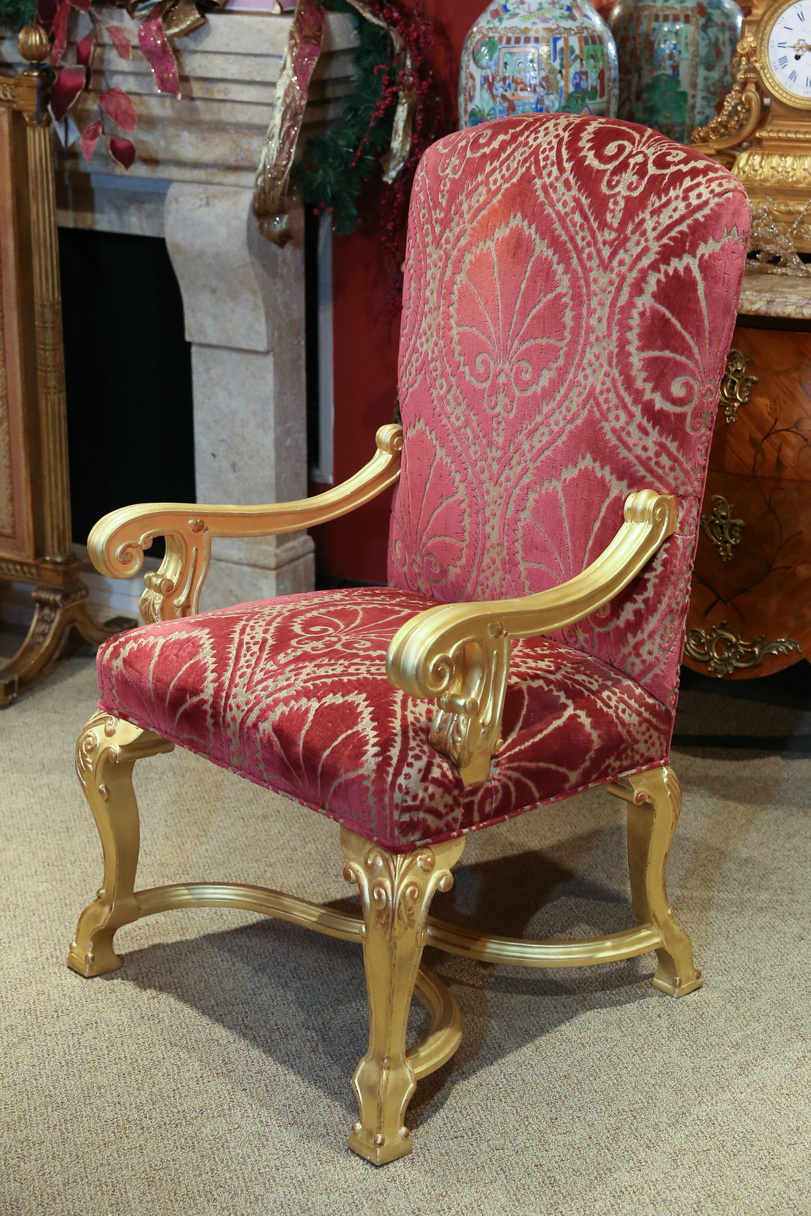 Set of 14 Custom Made Dining Chairs in the French Style, Giltwood In Good Condition In Houston, TX