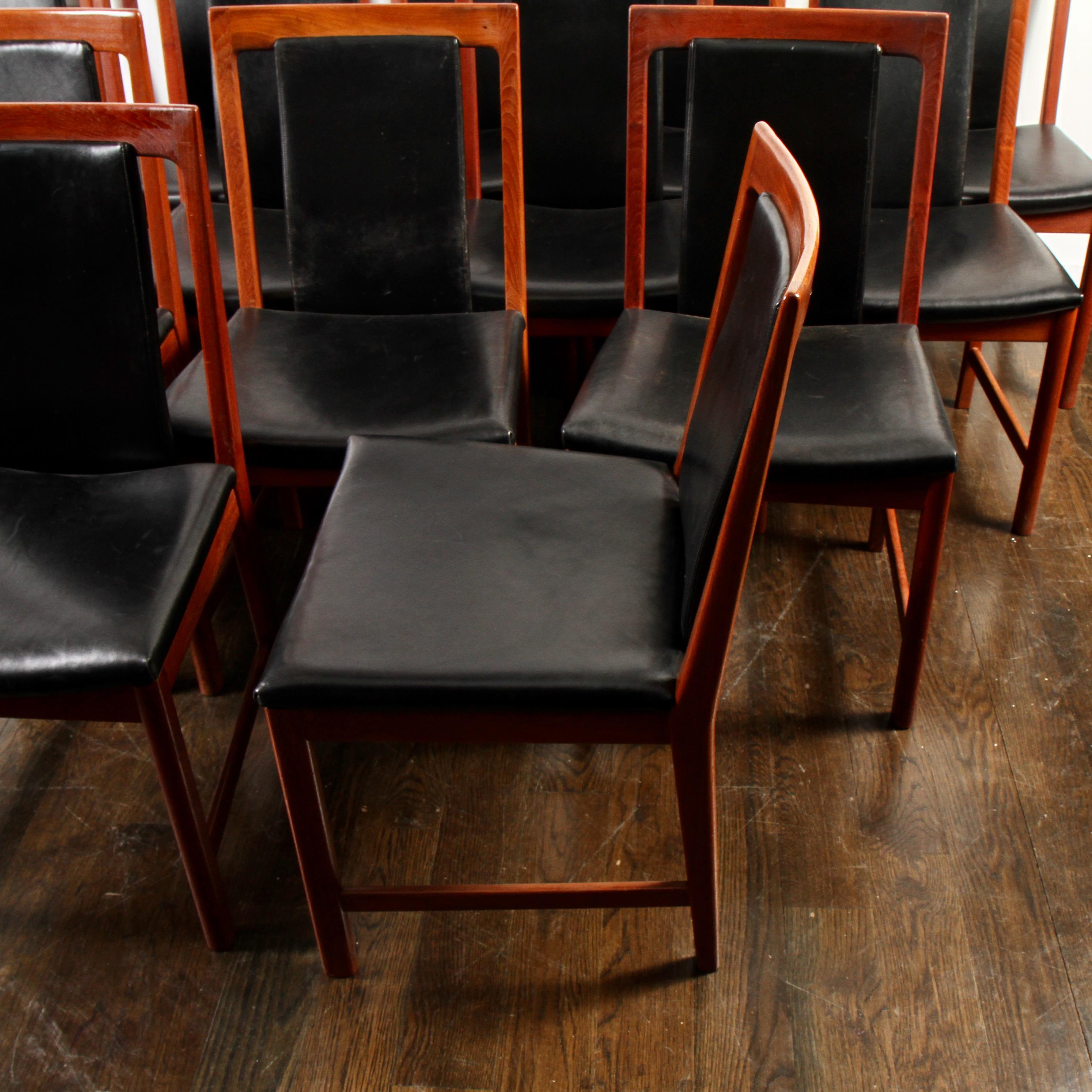Mid-Century Modern Set of 14 Karl - Erik Ekselius Teak Dining Chairs 1970s Sweden