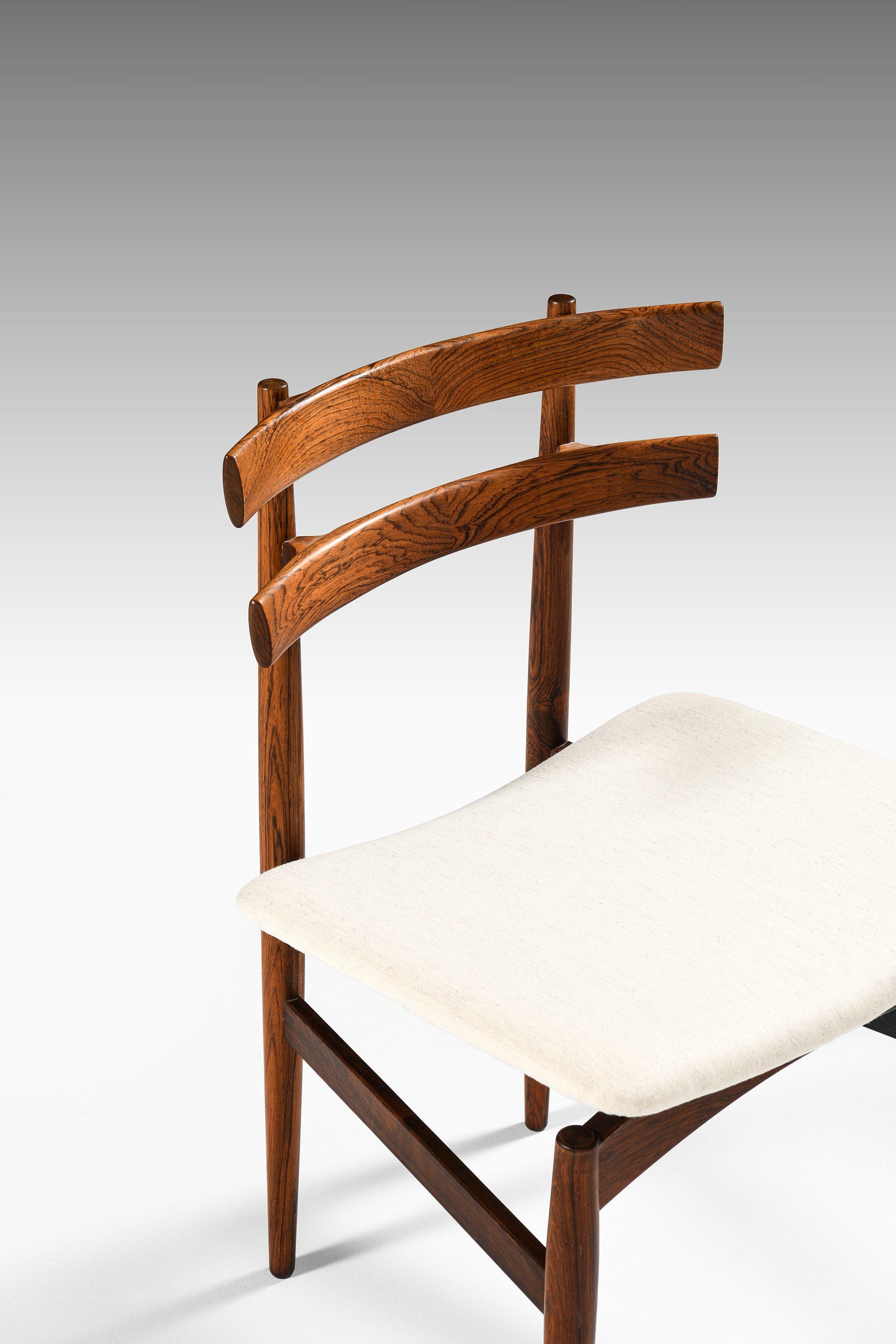 Set of 14 Dining Chairs in Rosewood by Poul Hundevad, 1960's For Sale 2