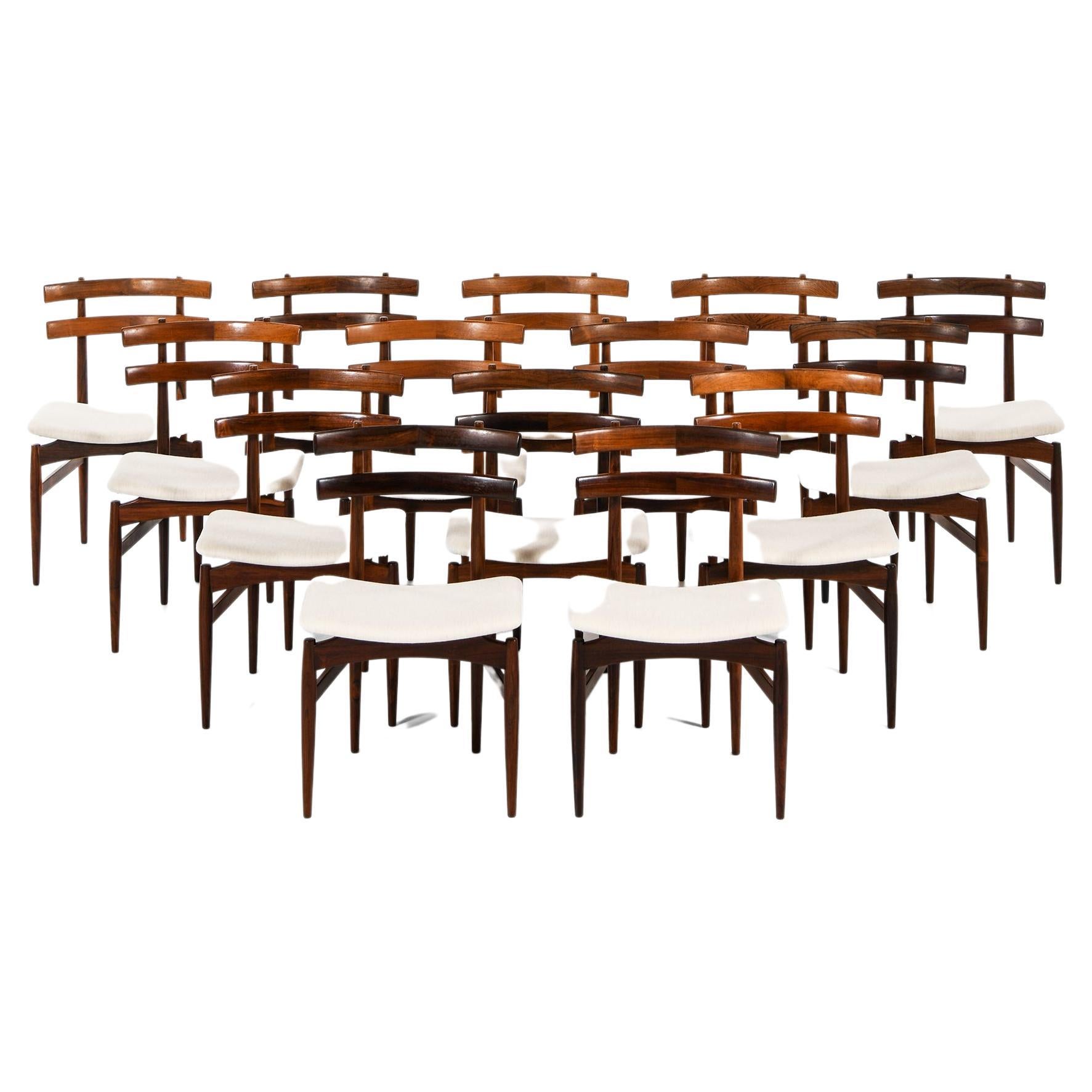 Set of 14 Dining Chairs in Rosewood by Poul Hundevad, 1960's
