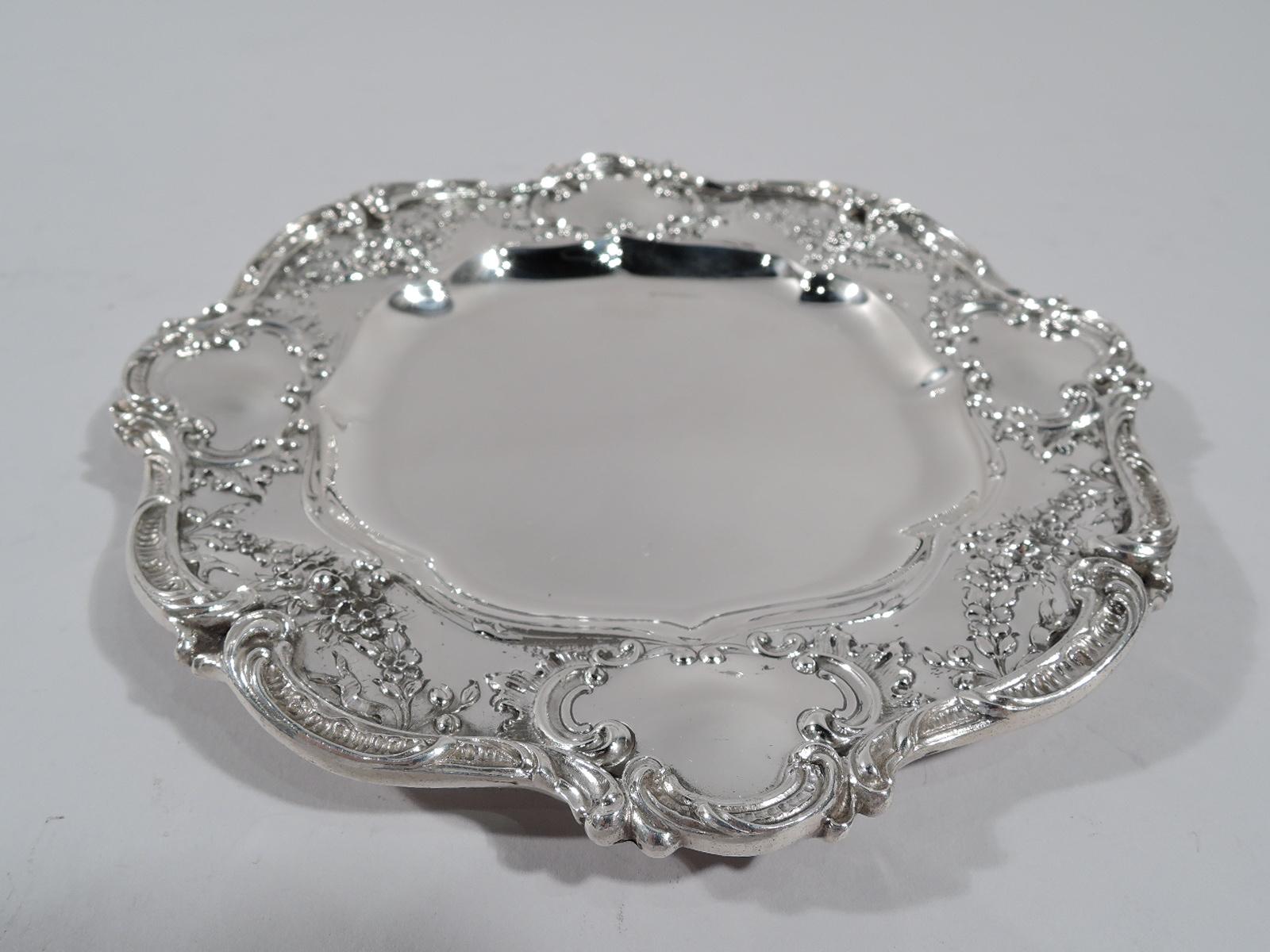 American Set of 14 Gorham Edwardian Rococo Sterling Silver Bread and Butter Plates