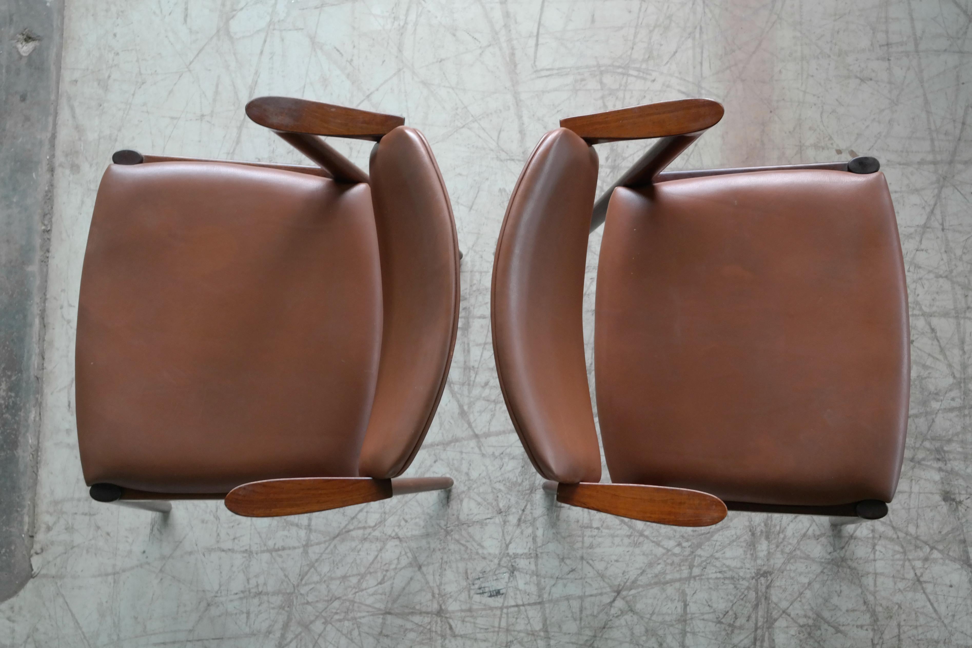 Set of 14 Kai Kristiansen Model 42 Rosewood Dining Chairs for Schou Andersen 7
