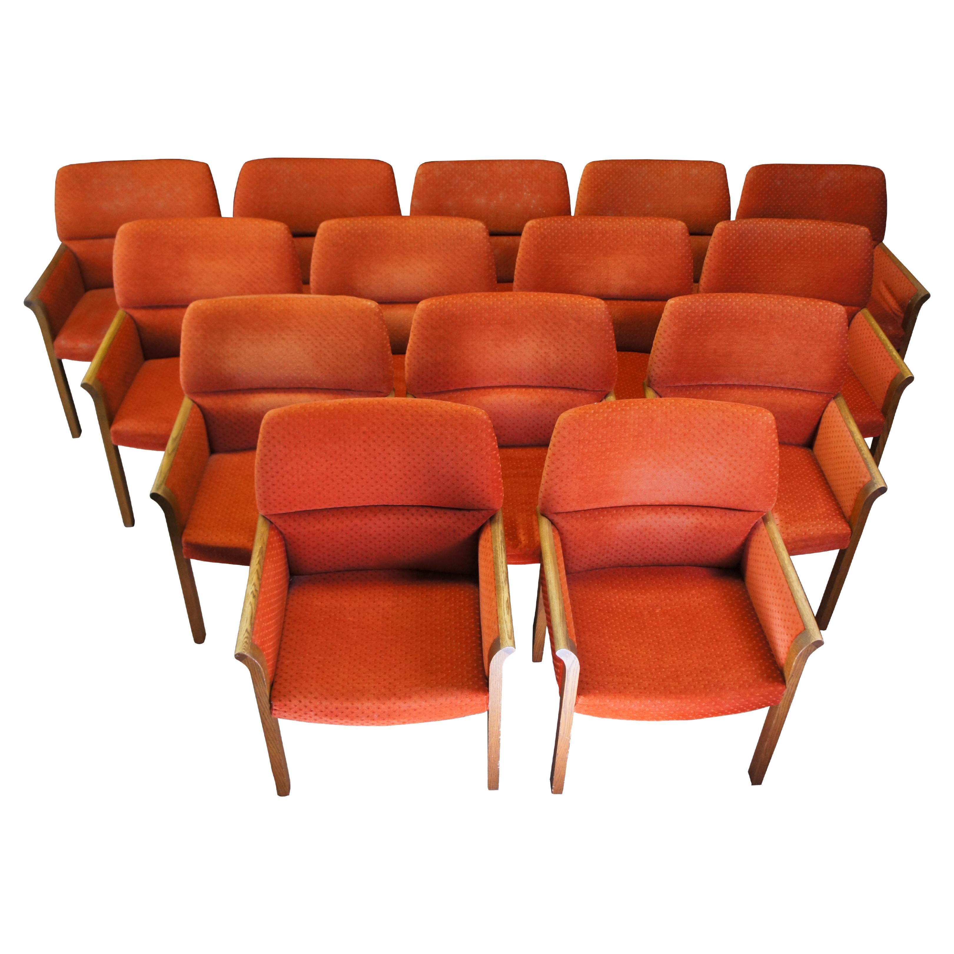 Set di 14 Sedie da Pranzo da Conferenza di metà secolo in Oak Risom arancione MCM