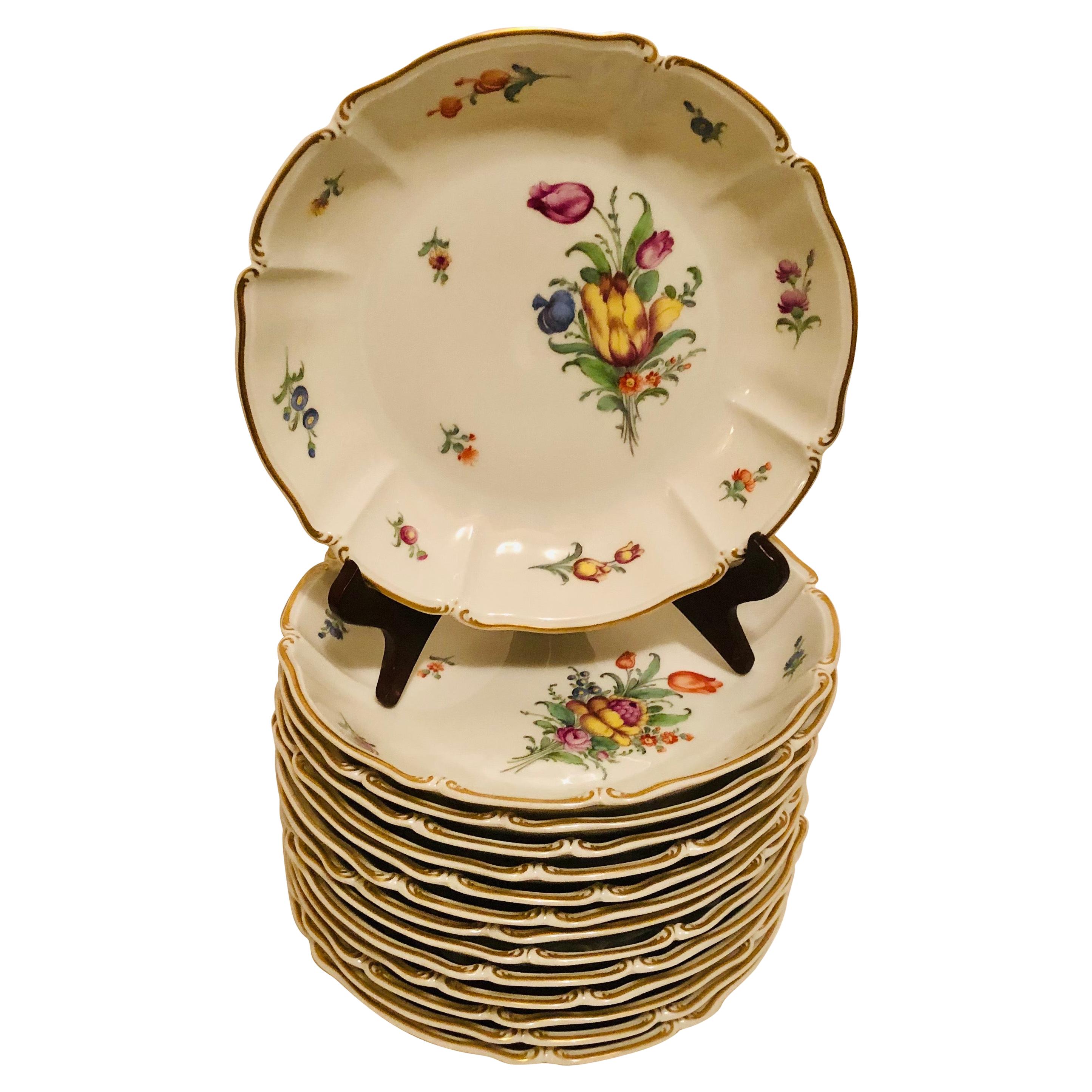 Juego de 10 cuencos soperos Nymphenburg Cada uno pintado con un ramo de flores diferente