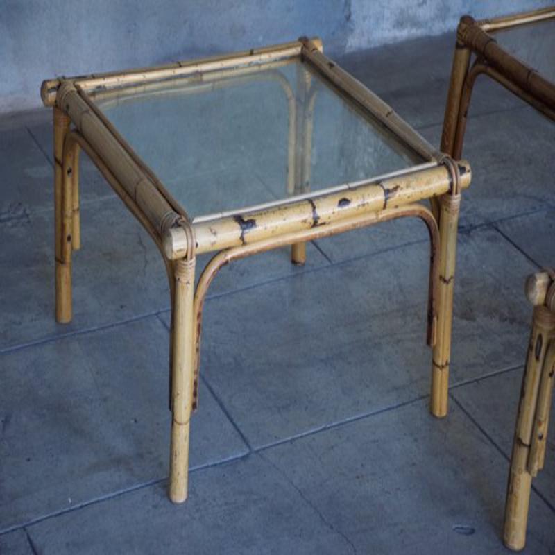 Ensemble de 14 tables basses en rotin, années 1950 en vente 4