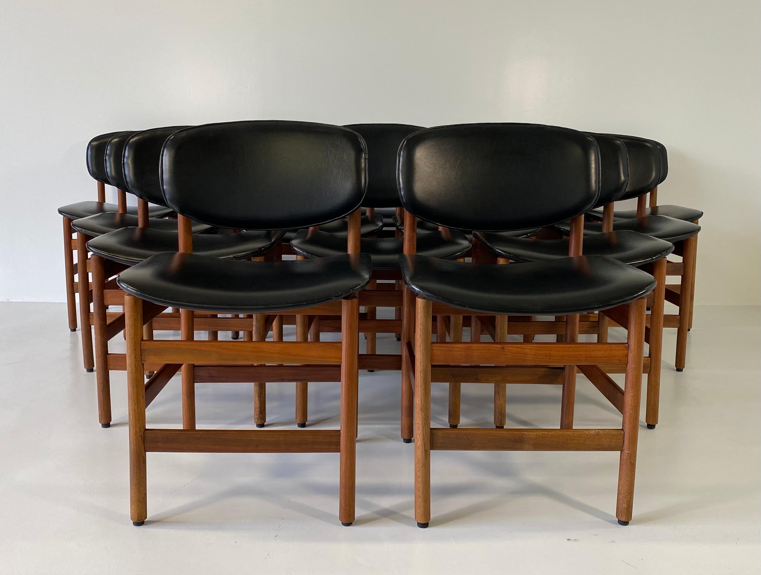 Mid-Century Modern Set of 14 Teak Danish Dining Chairs, 1960s