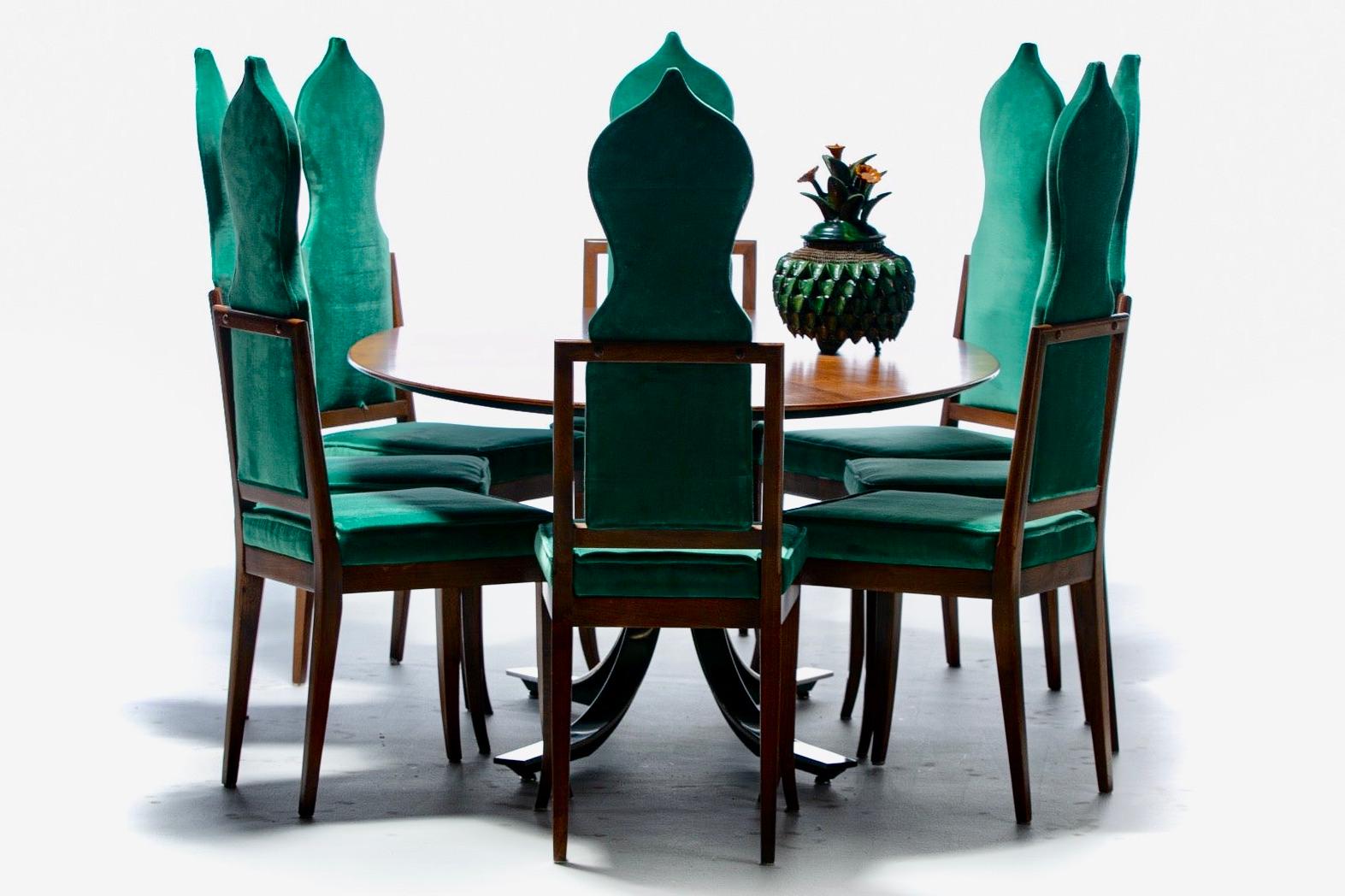 Hollywood Regency Set of 14 Tommi Parzinger Style Dining Chairs in Green Velvet with Walnut Frames For Sale