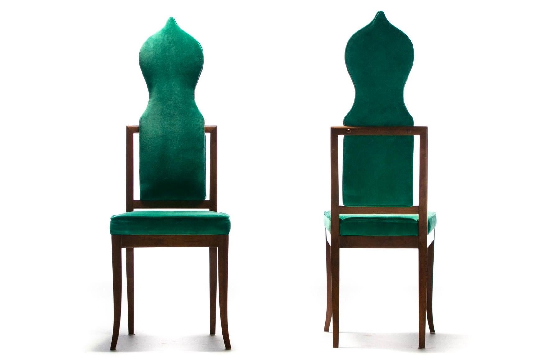 American Set of 14 Tommi Parzinger Style Dining Chairs in Green Velvet with Walnut Frames For Sale