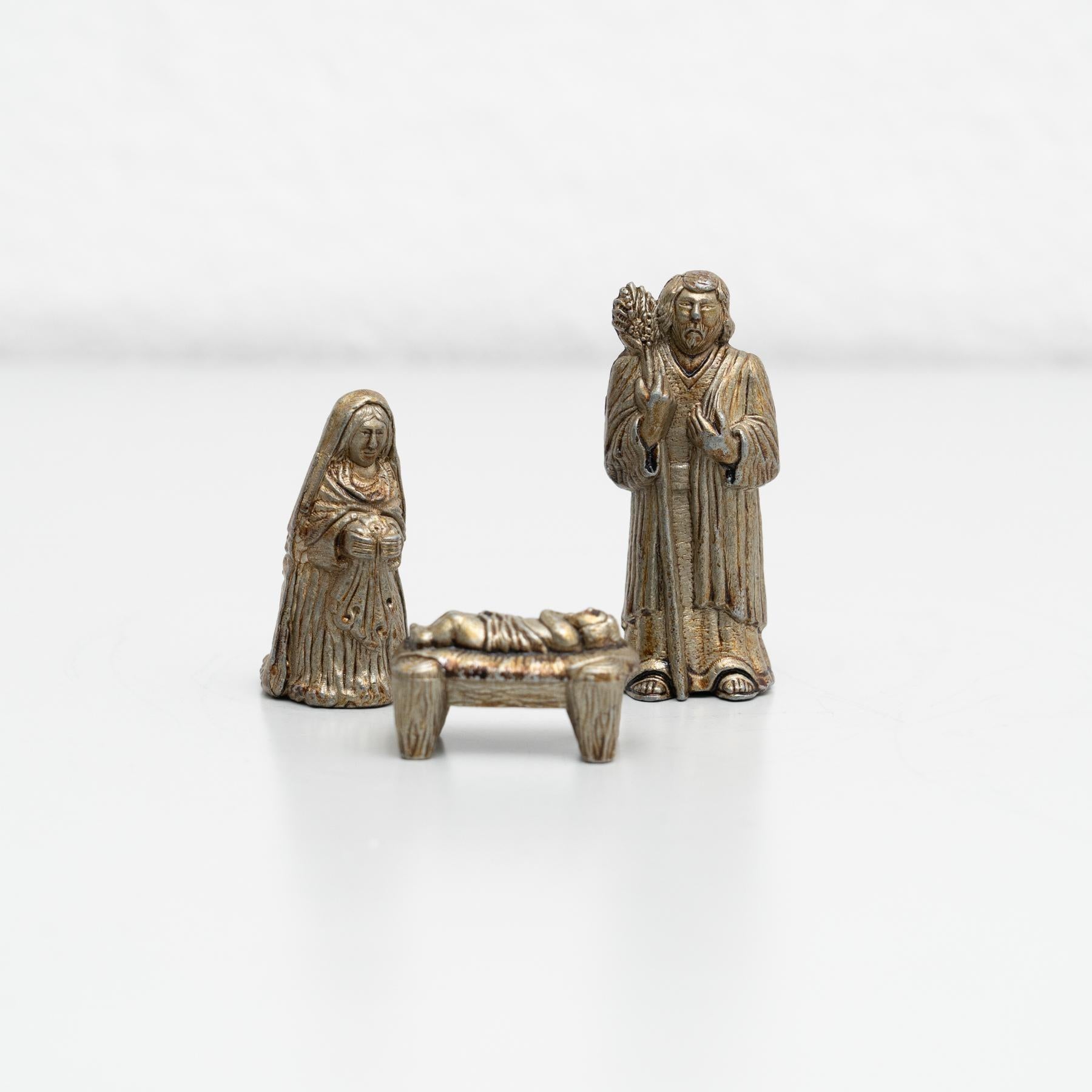 Espagnol Ensemble de 14 figurines de Noël traditionnelles espagnoles, vers 1950 en vente